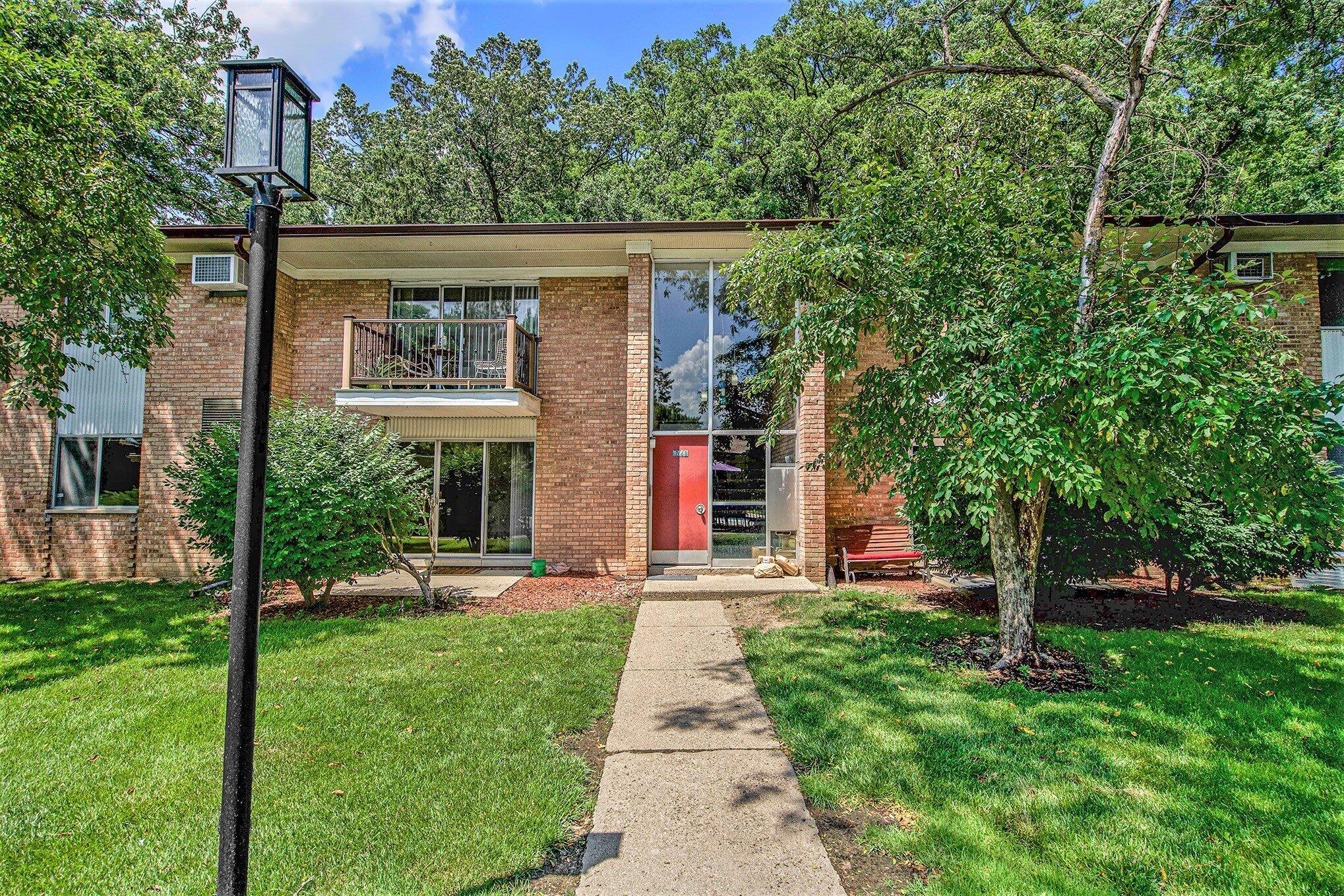 1249 Island Drive Unit: 101