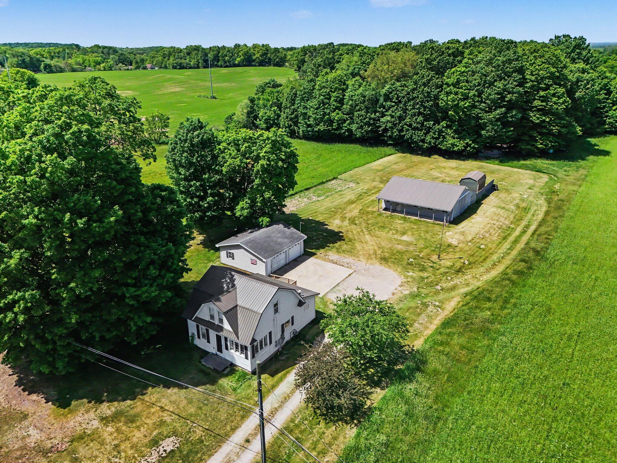 4559 S Maple Island Road