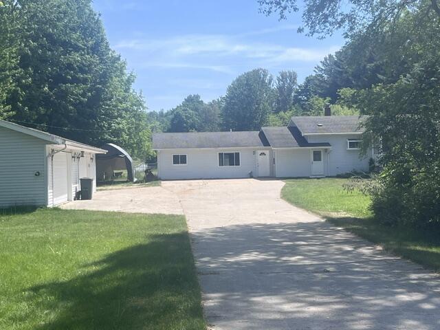 8671 13 mile Road
