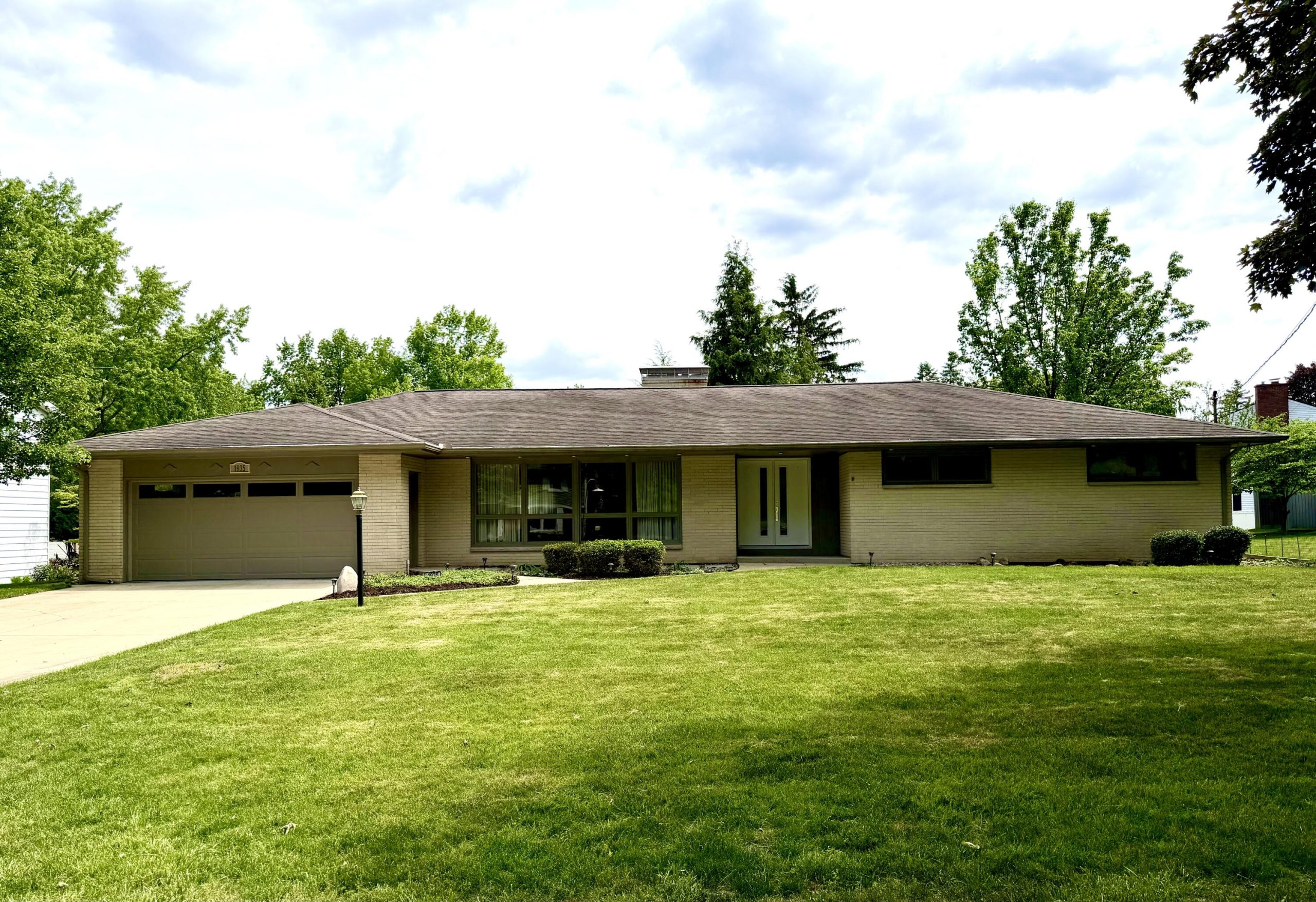 1935 Skyler Drive