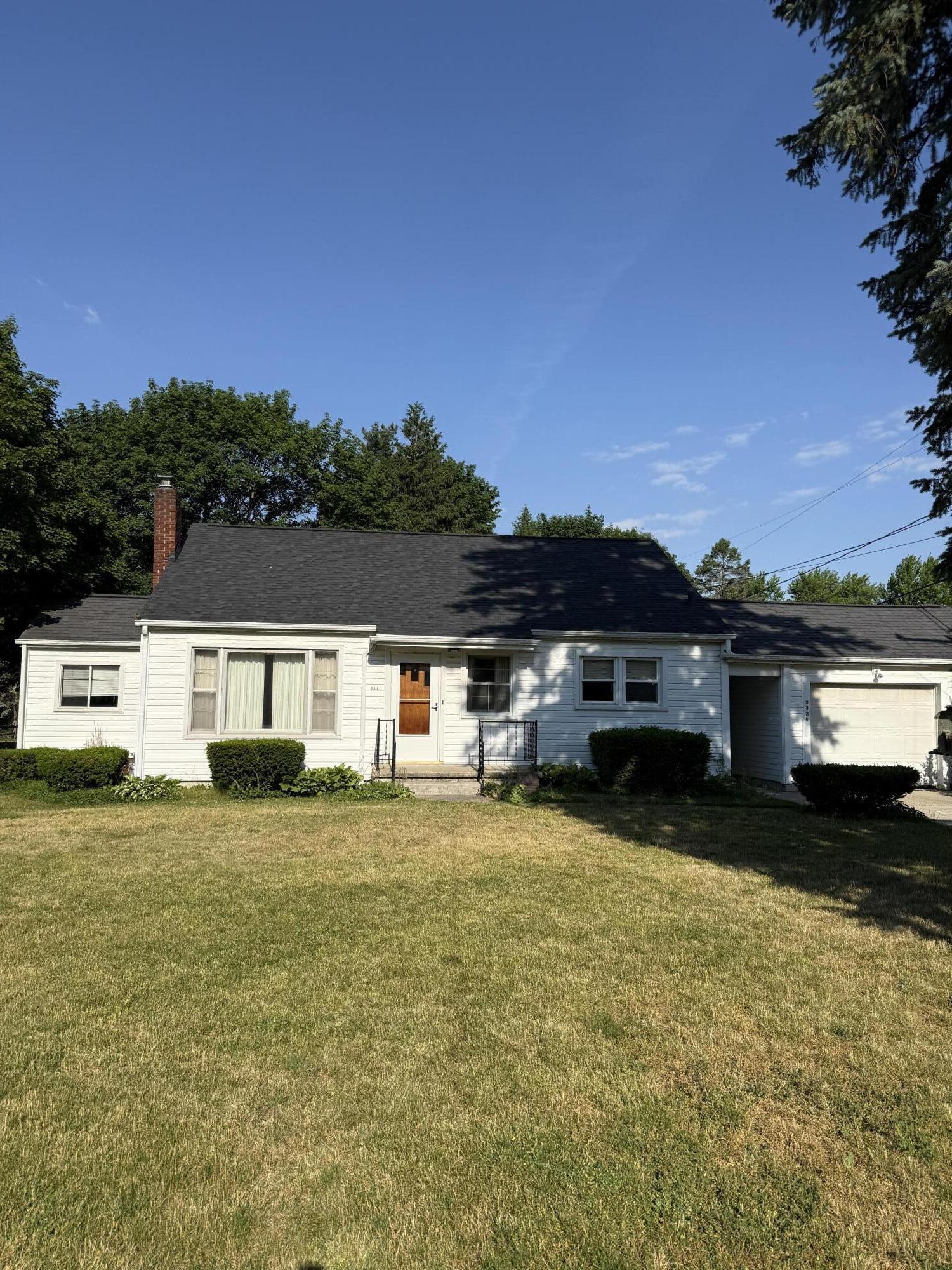 2326 Sunset Lane