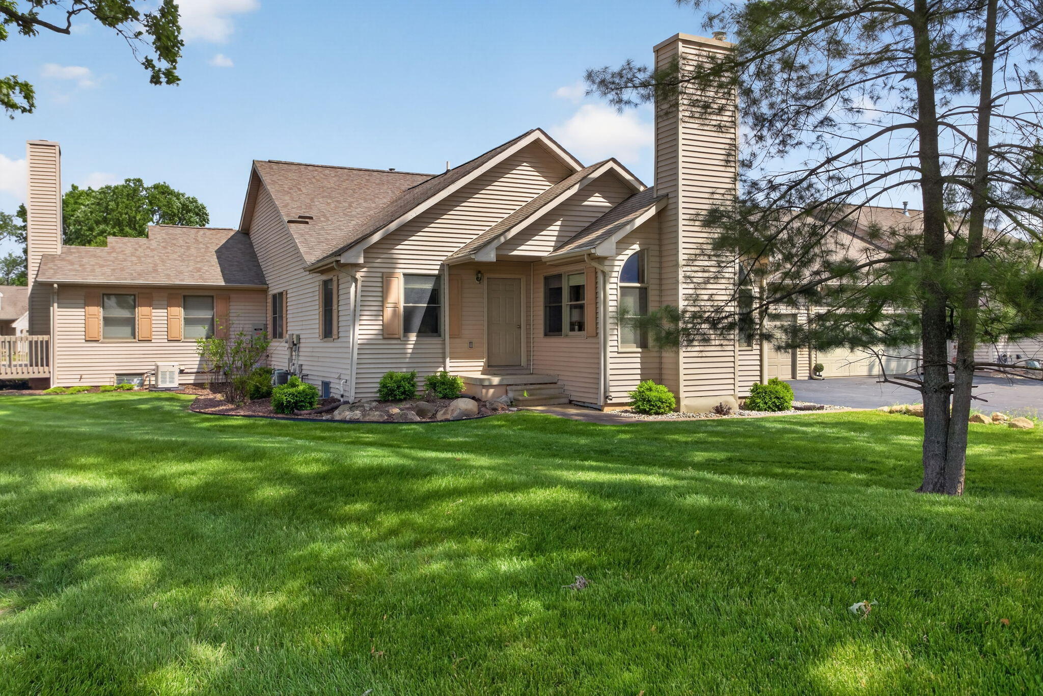 4297 Fairway Lane