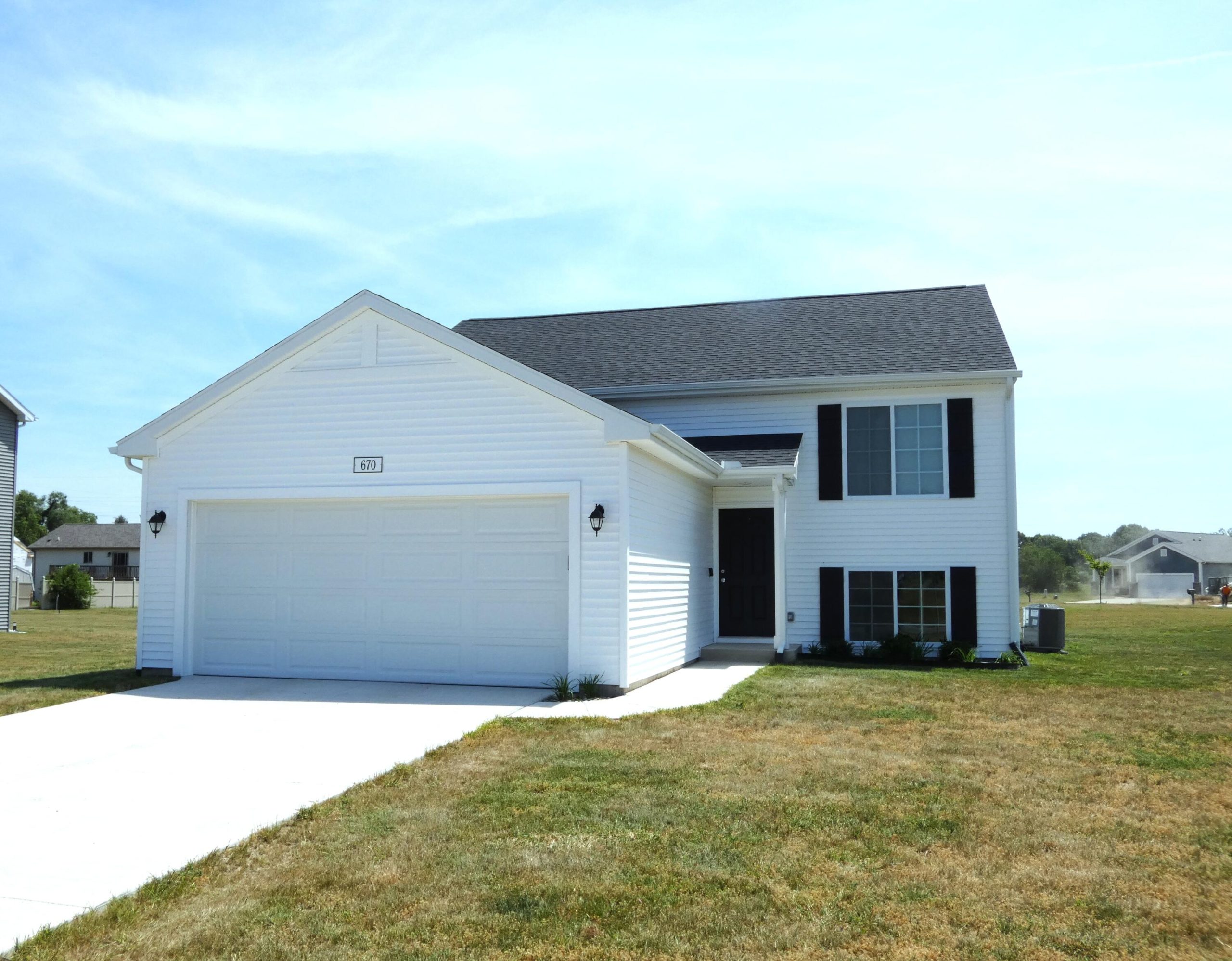 670 Manorwood Circle