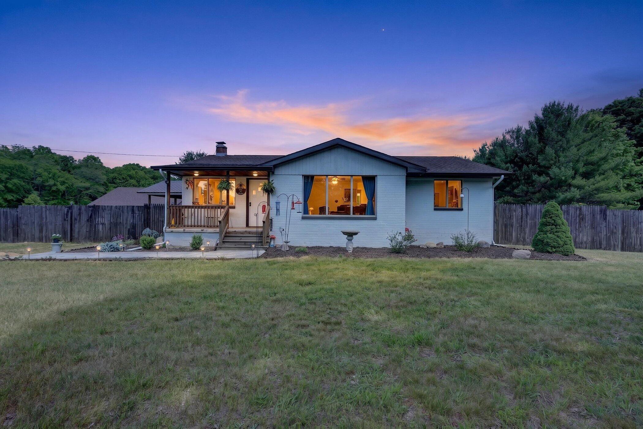 827 Williams Road