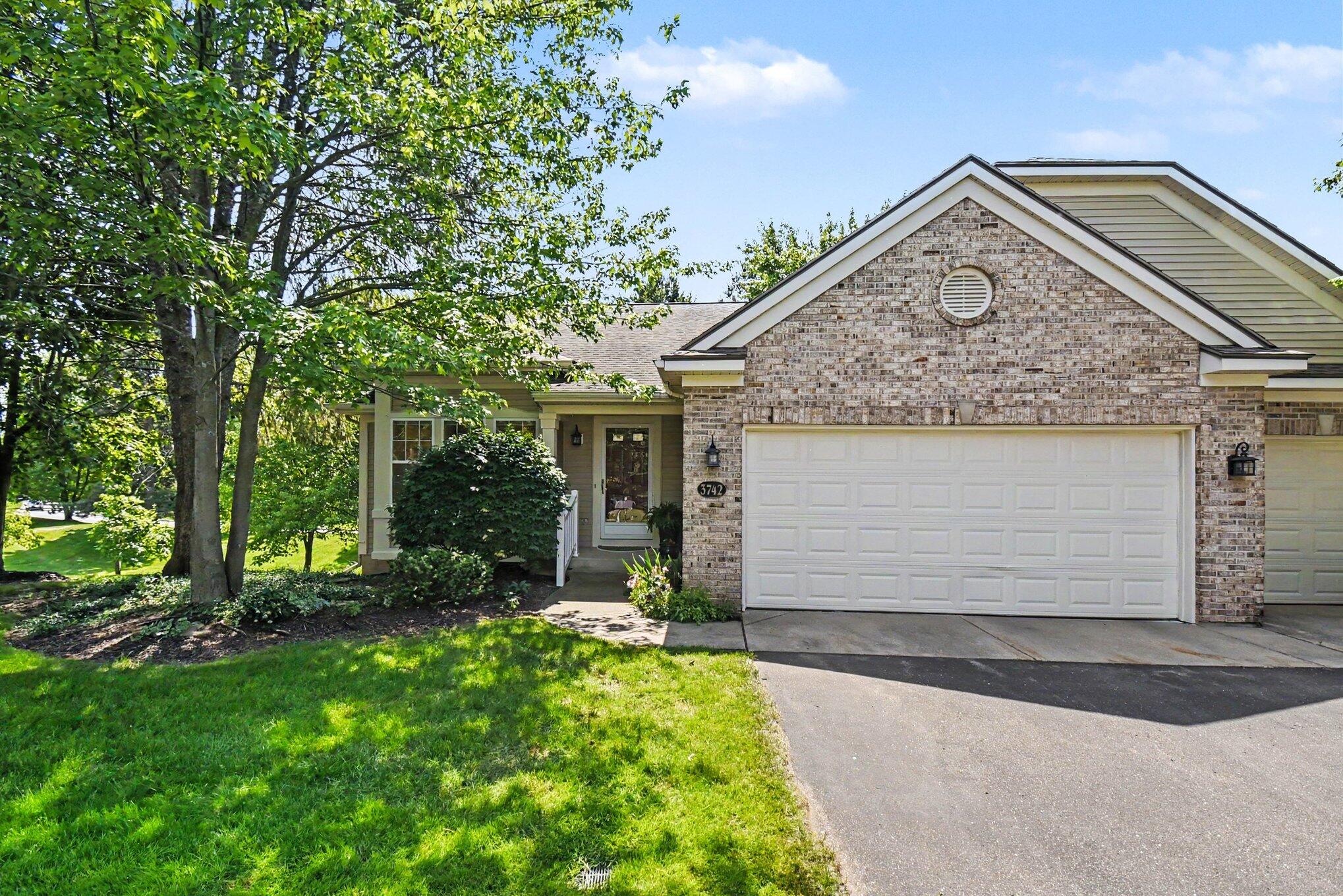 3742 Old Elm Drive SE Building: 7 Unit: 25
