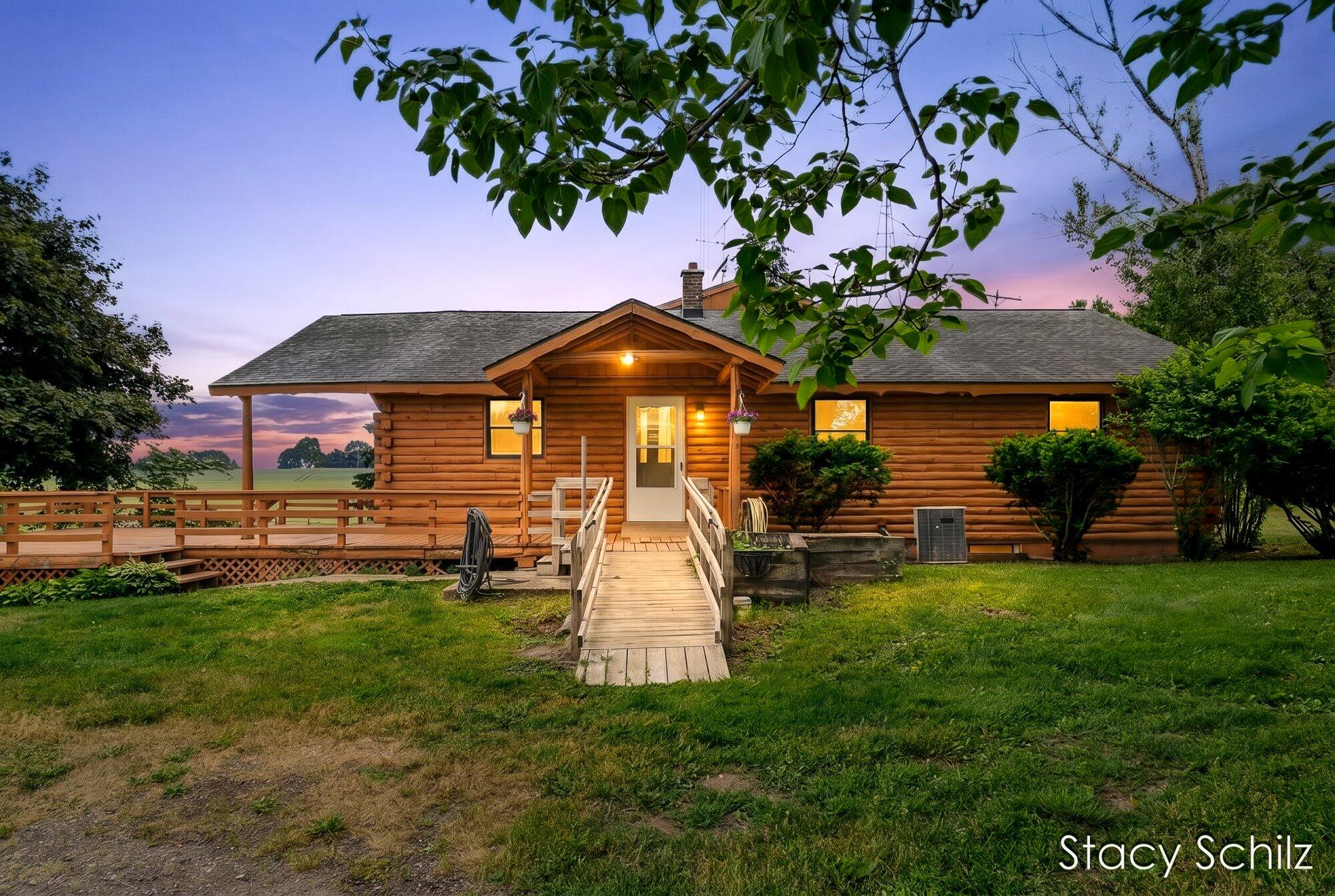 3108 Dumont Road