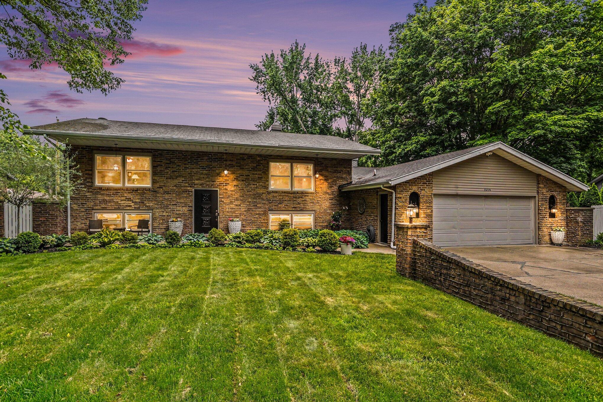 1556 Jasmine Road