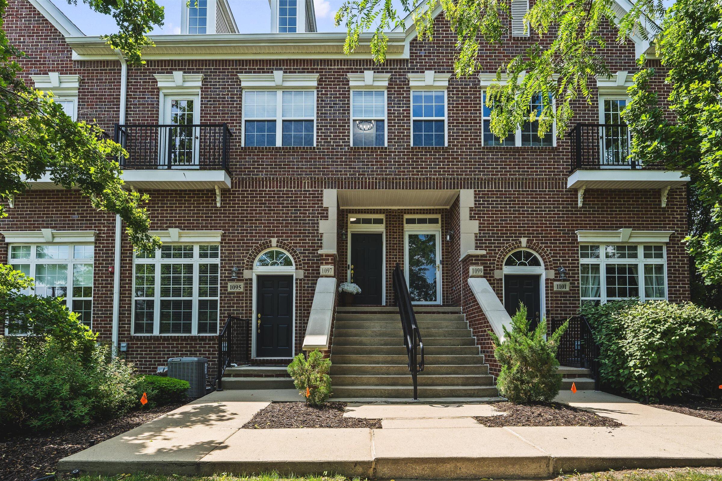 1097 Ann Arbor Road W