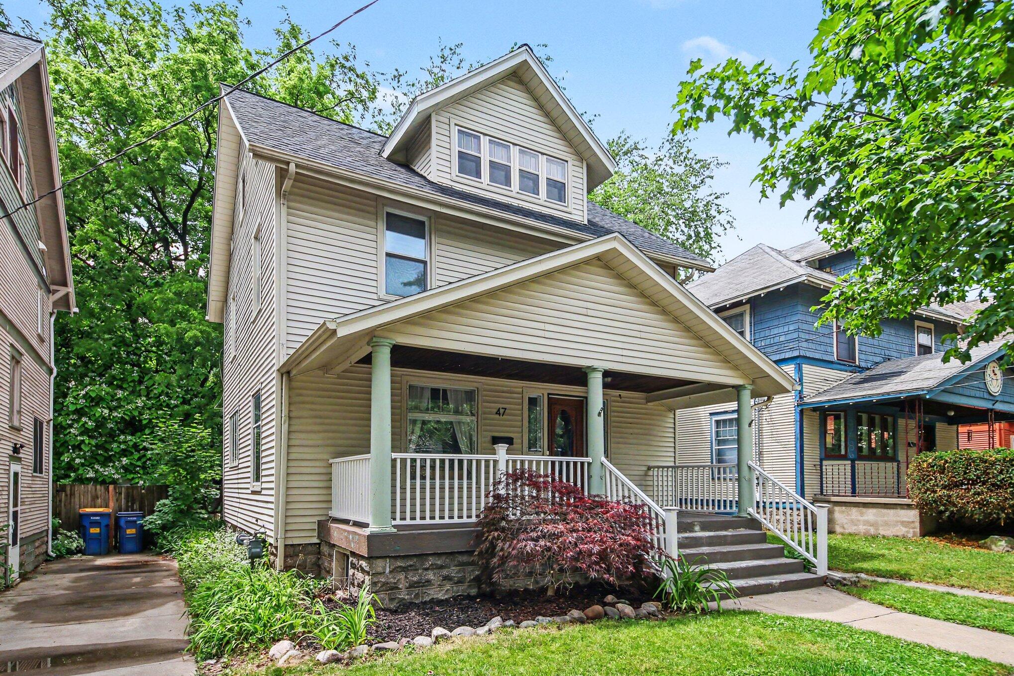 47 Carlton Avenue SE