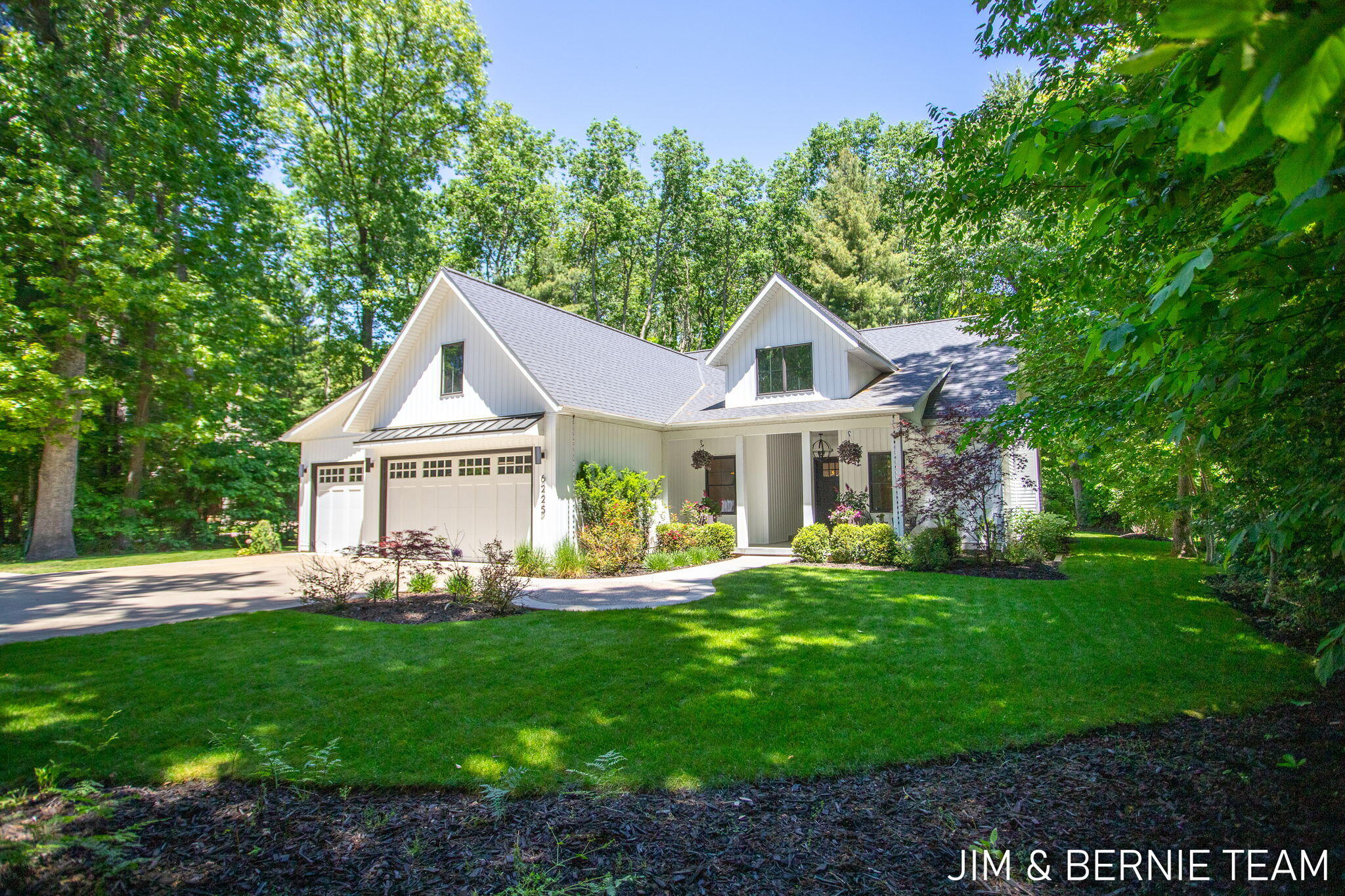 6225 Lighthouse Court