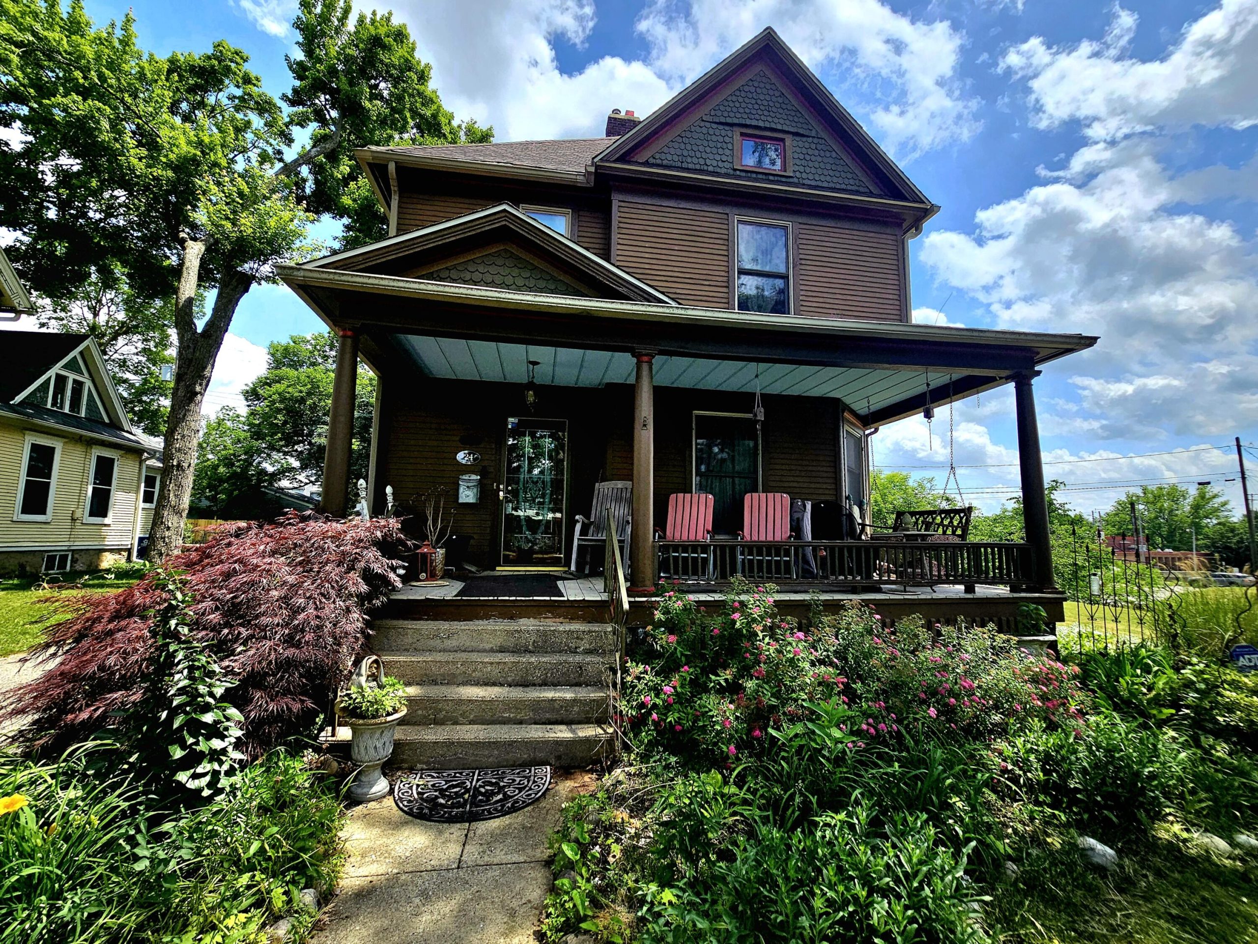 24 Garrison Avenue