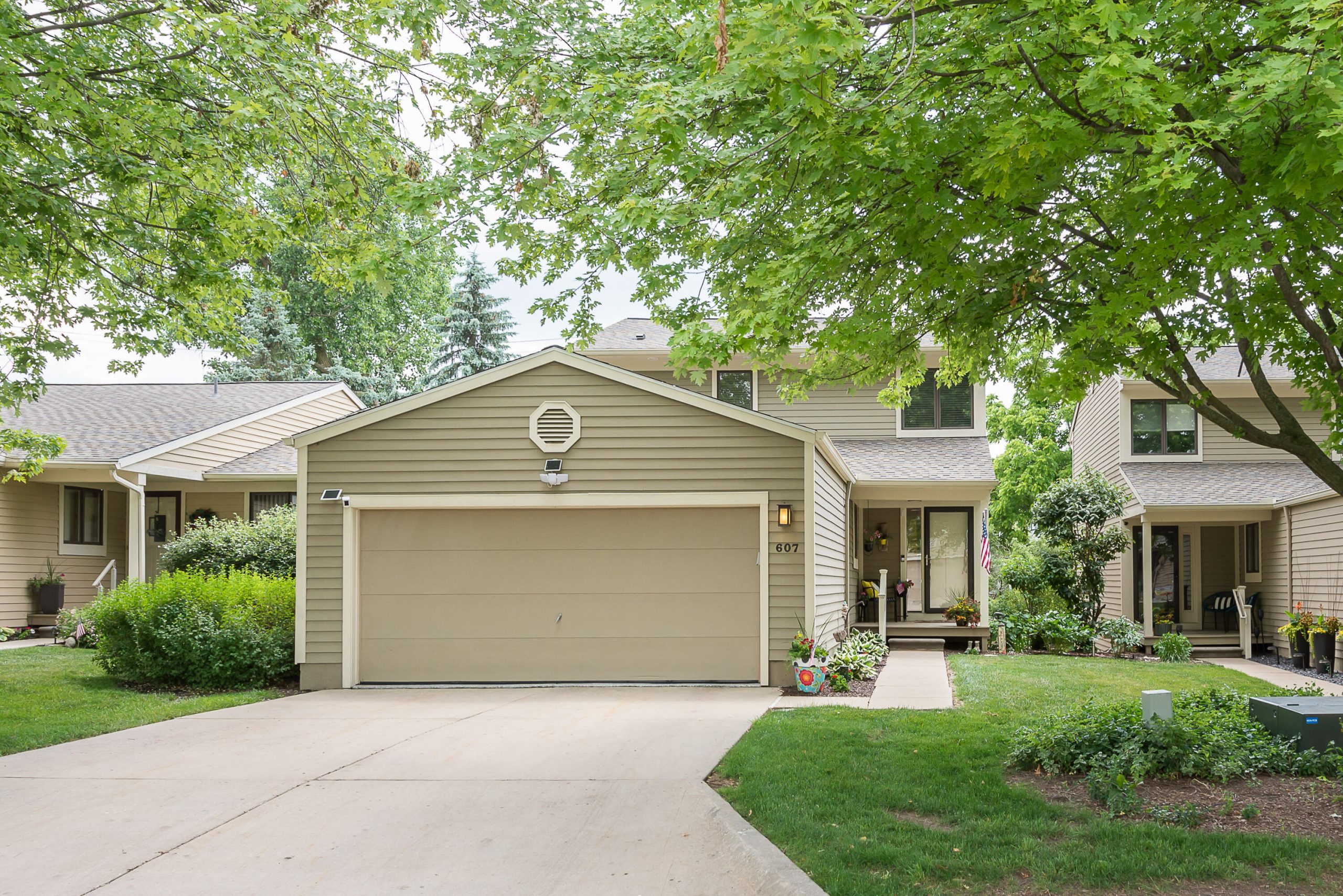 607 Woodcreek Circle