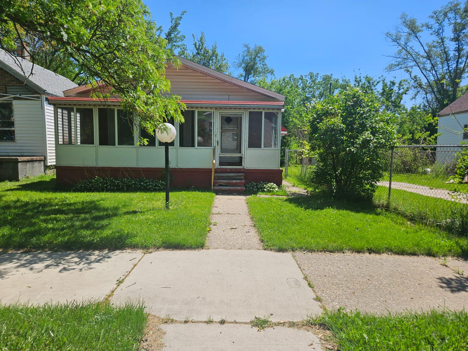 3948 Minnesota Street