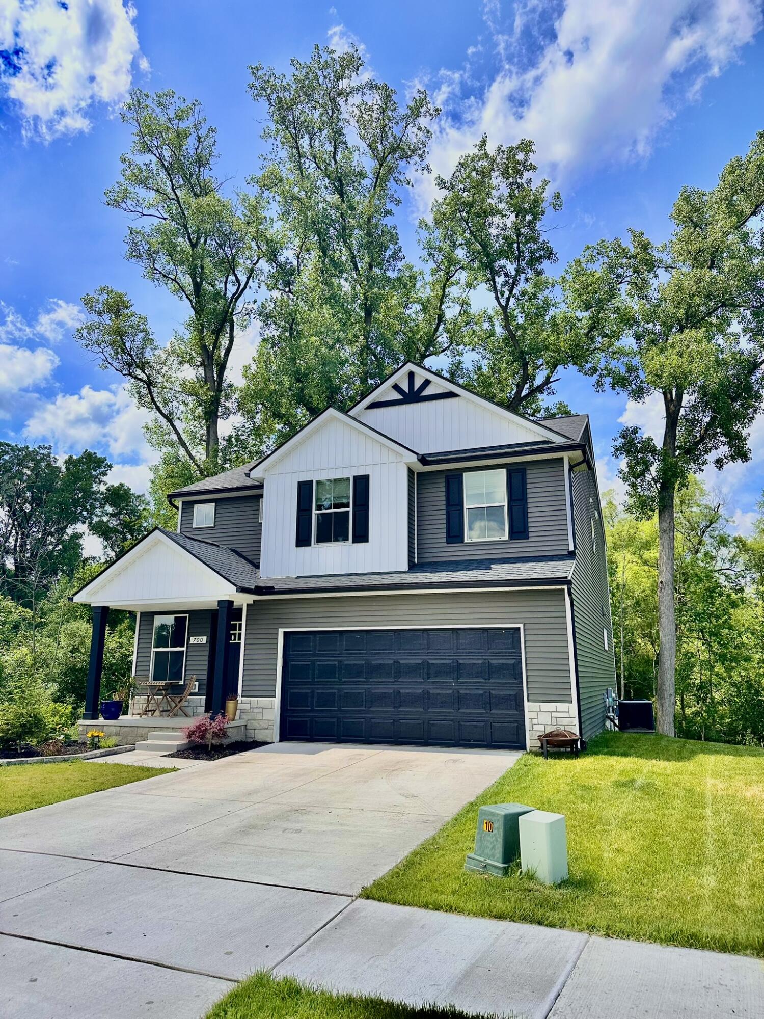 700 Machnik Drive