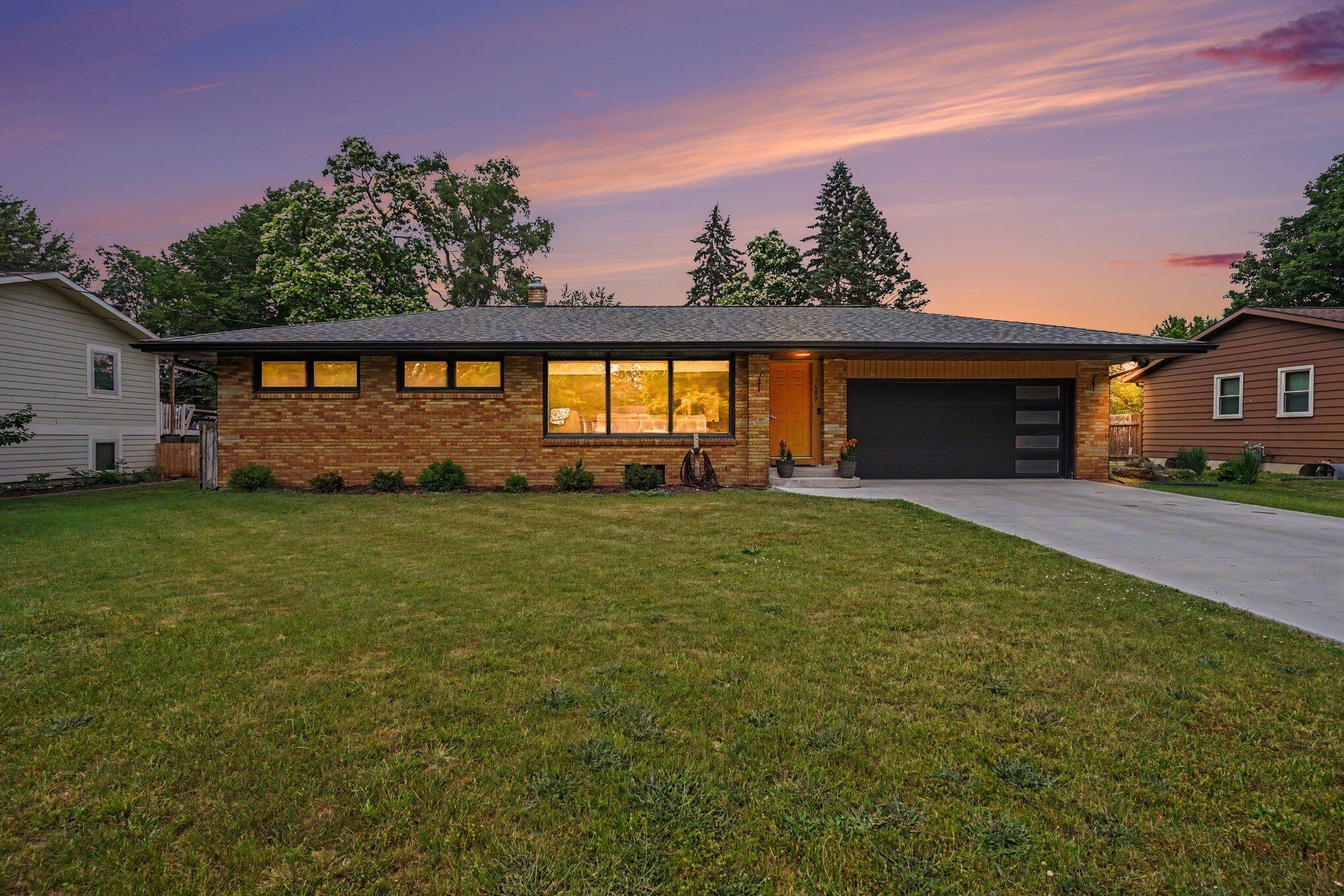 1089 Legion Park Drive