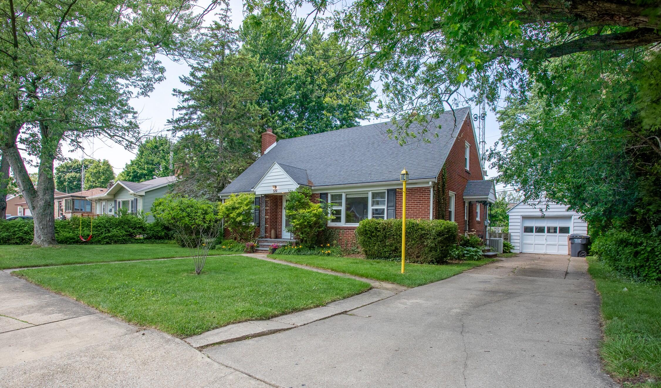 519 Granada Avenue