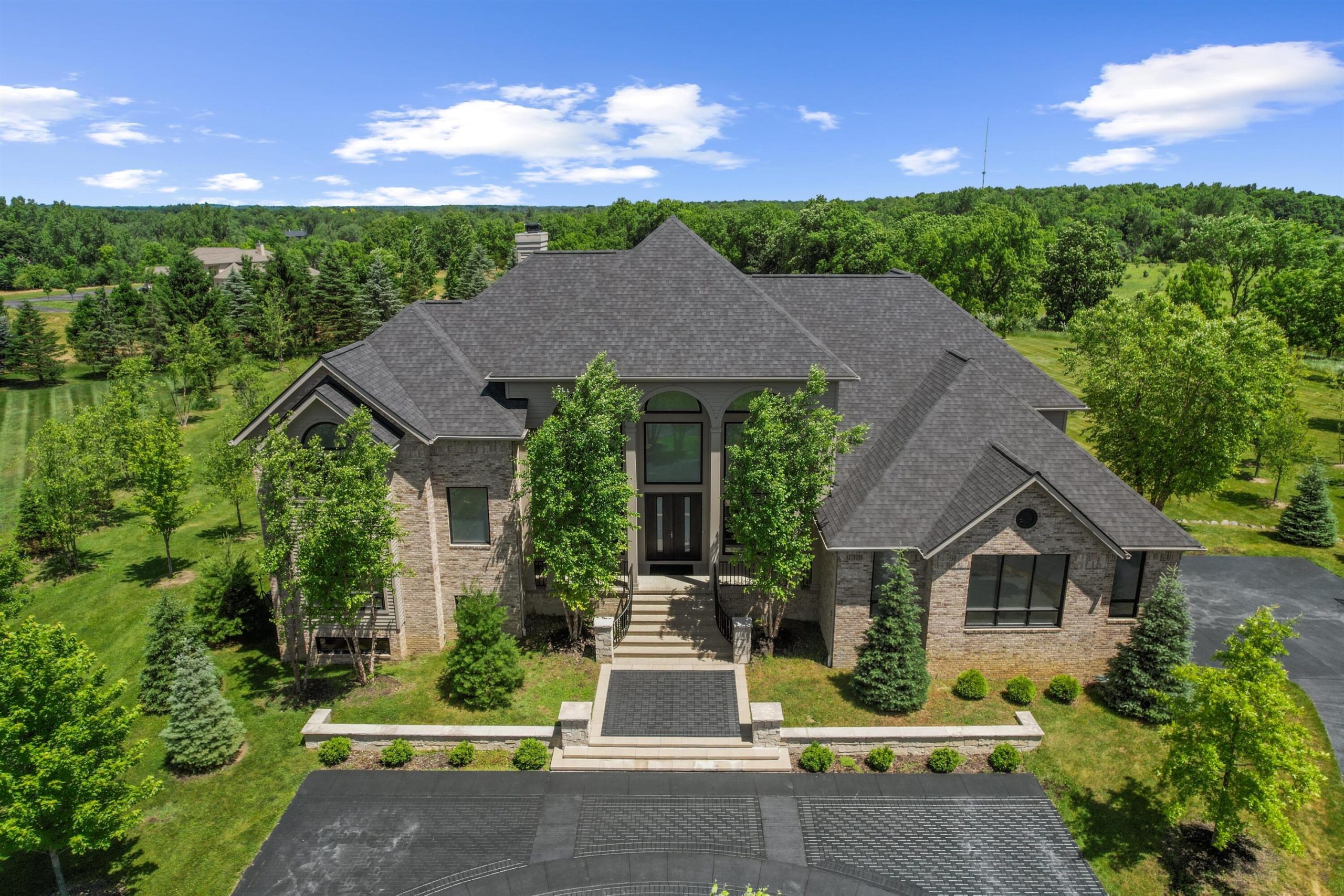 5636 Meadow Lane