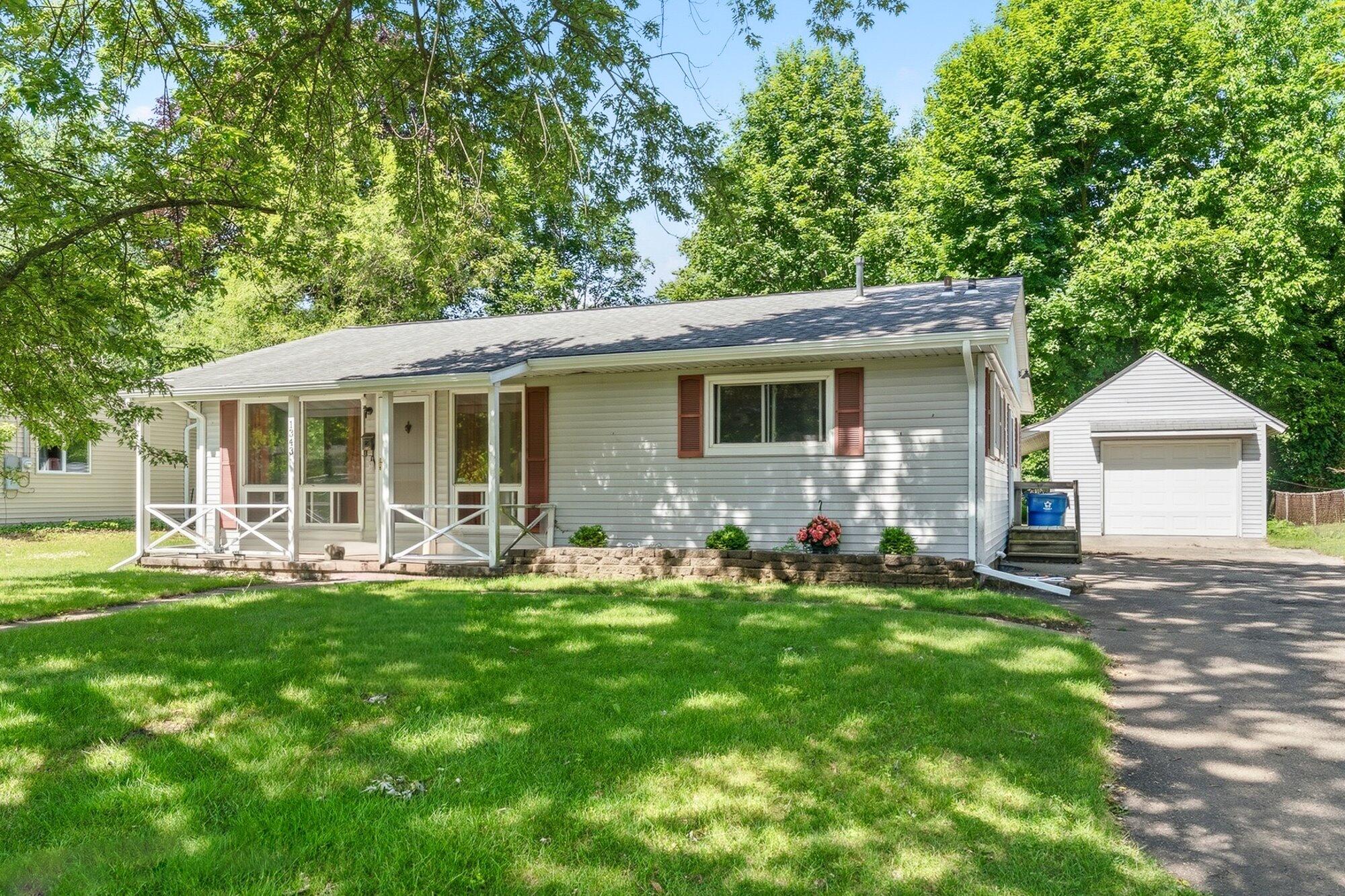 1343 Calhoun Street
