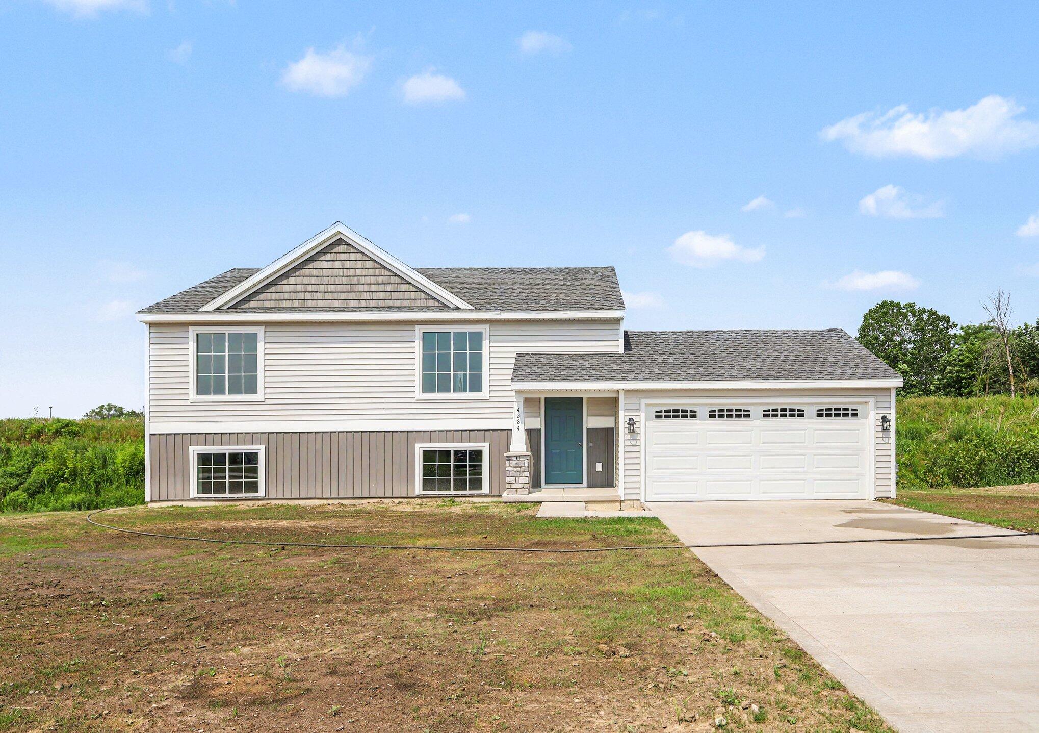 4284 Old Farm Drive