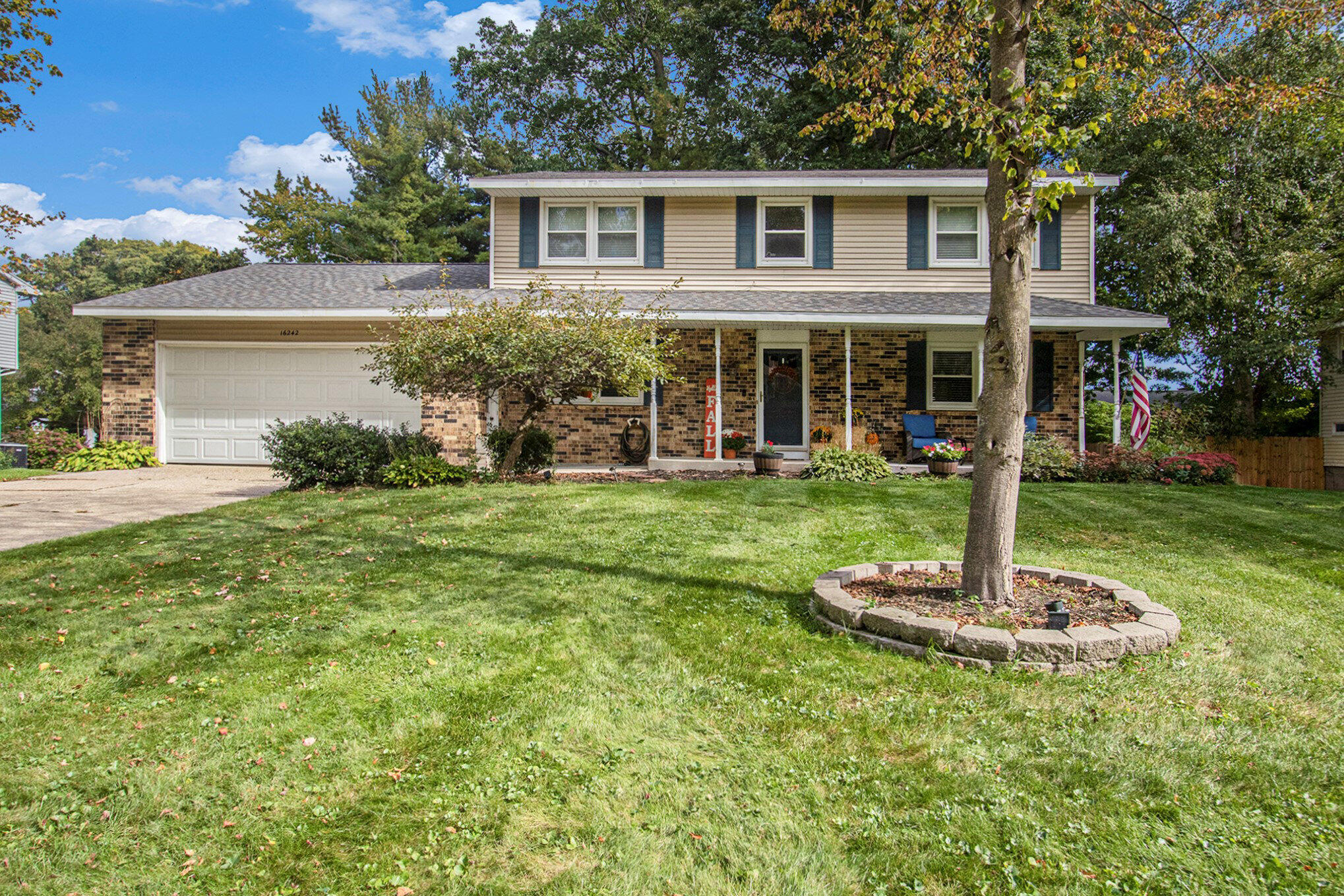 16242 Suffolk Drive