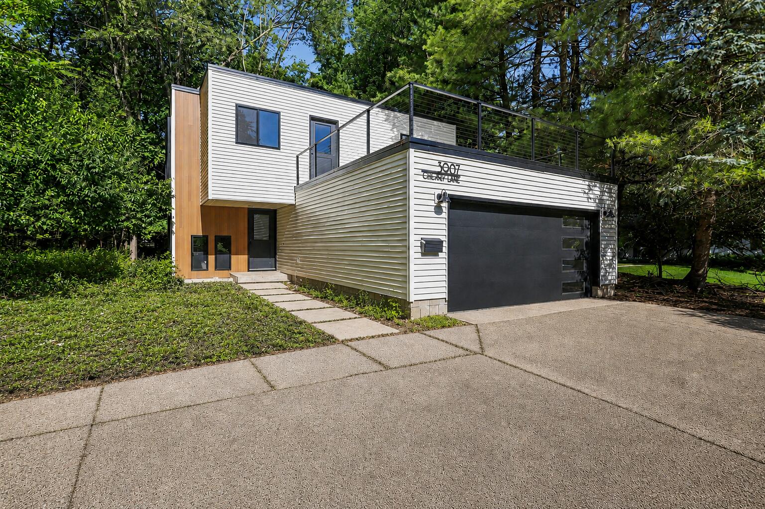 3907 Cricket Lane