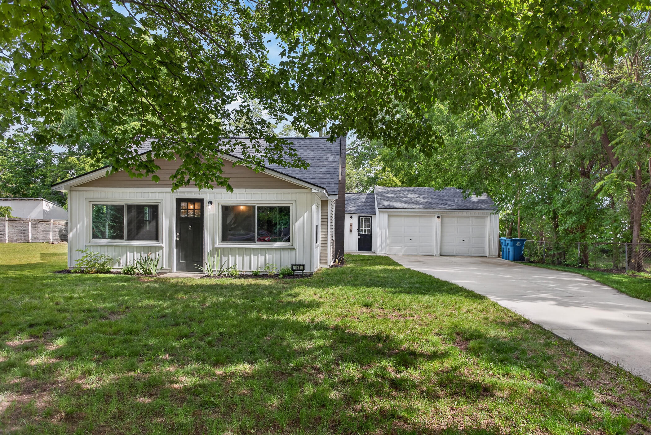 61 Jonquil Street SW