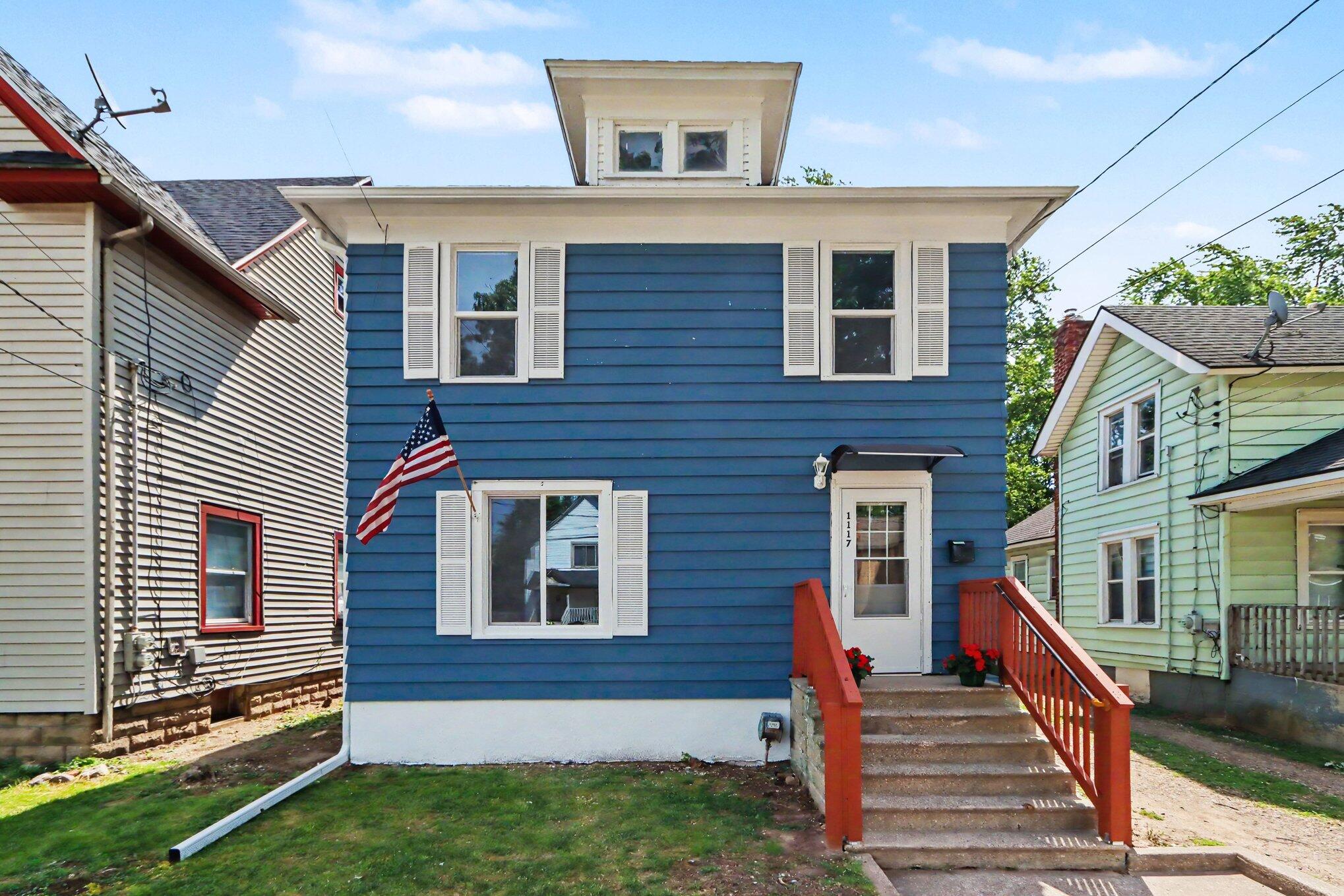 1117 Mills Street