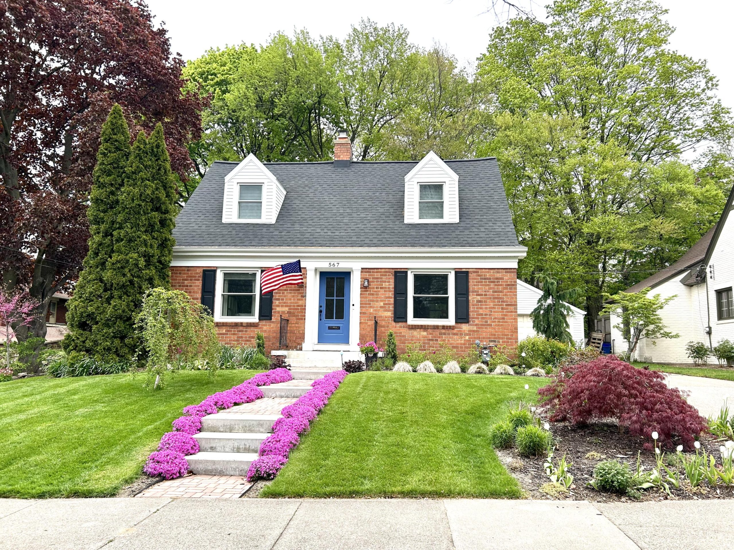 567 Central Avenue