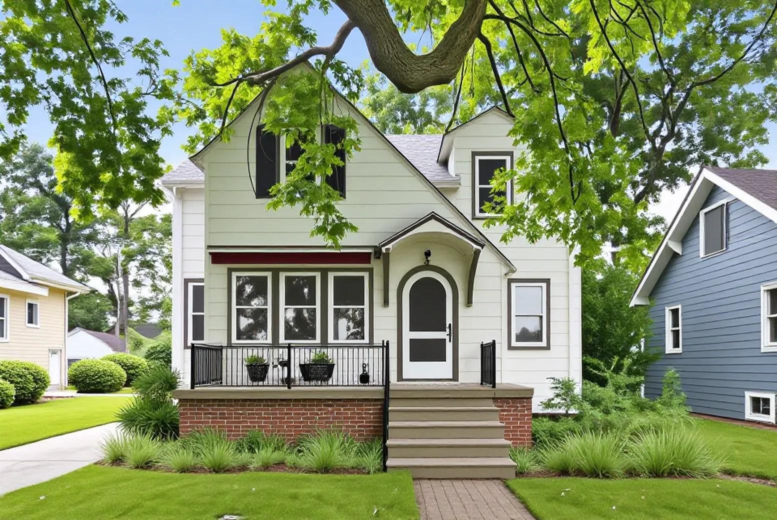 217 E Maryland Avenue