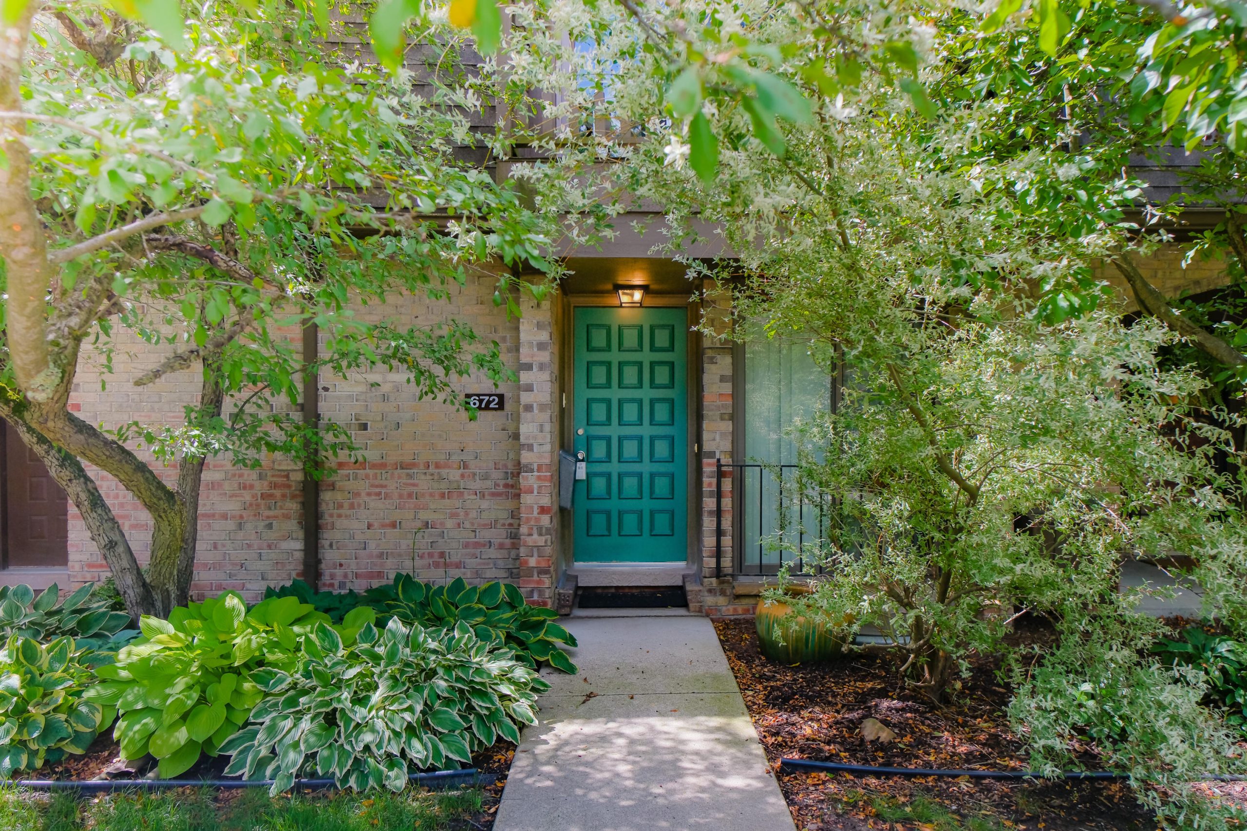 672 Greenhills Drive