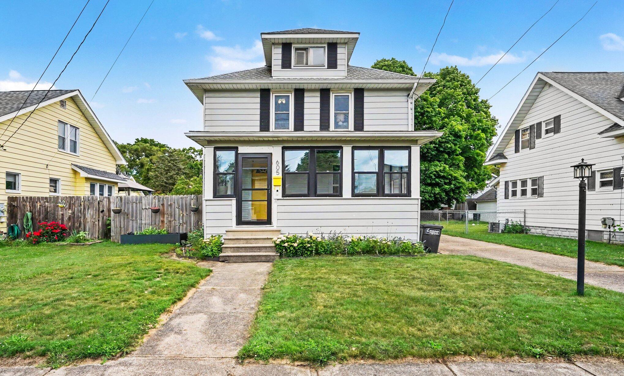 605 N Pleasant Street