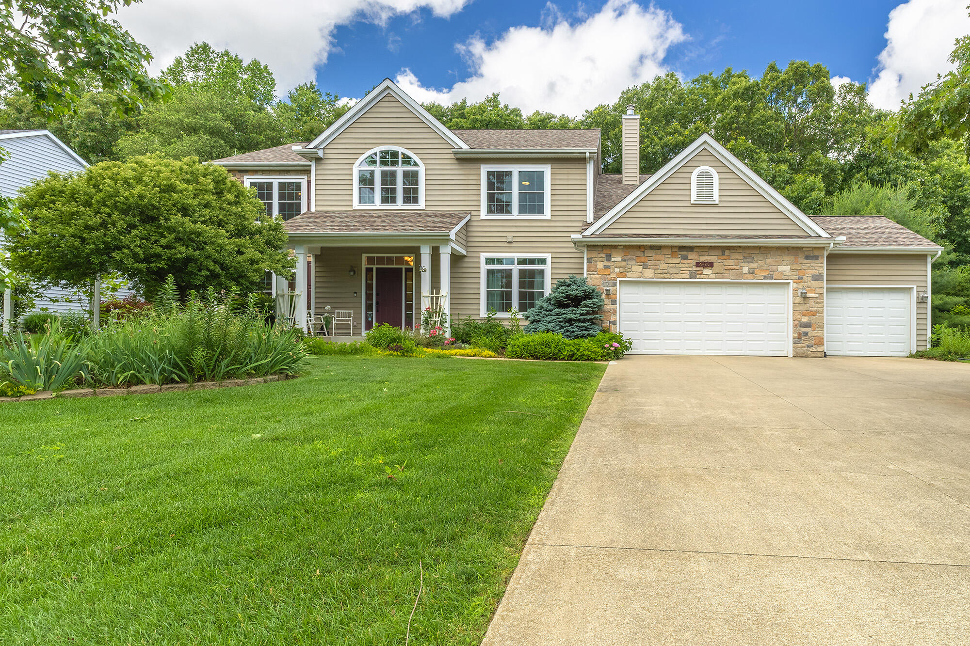 6420 Palomino Park