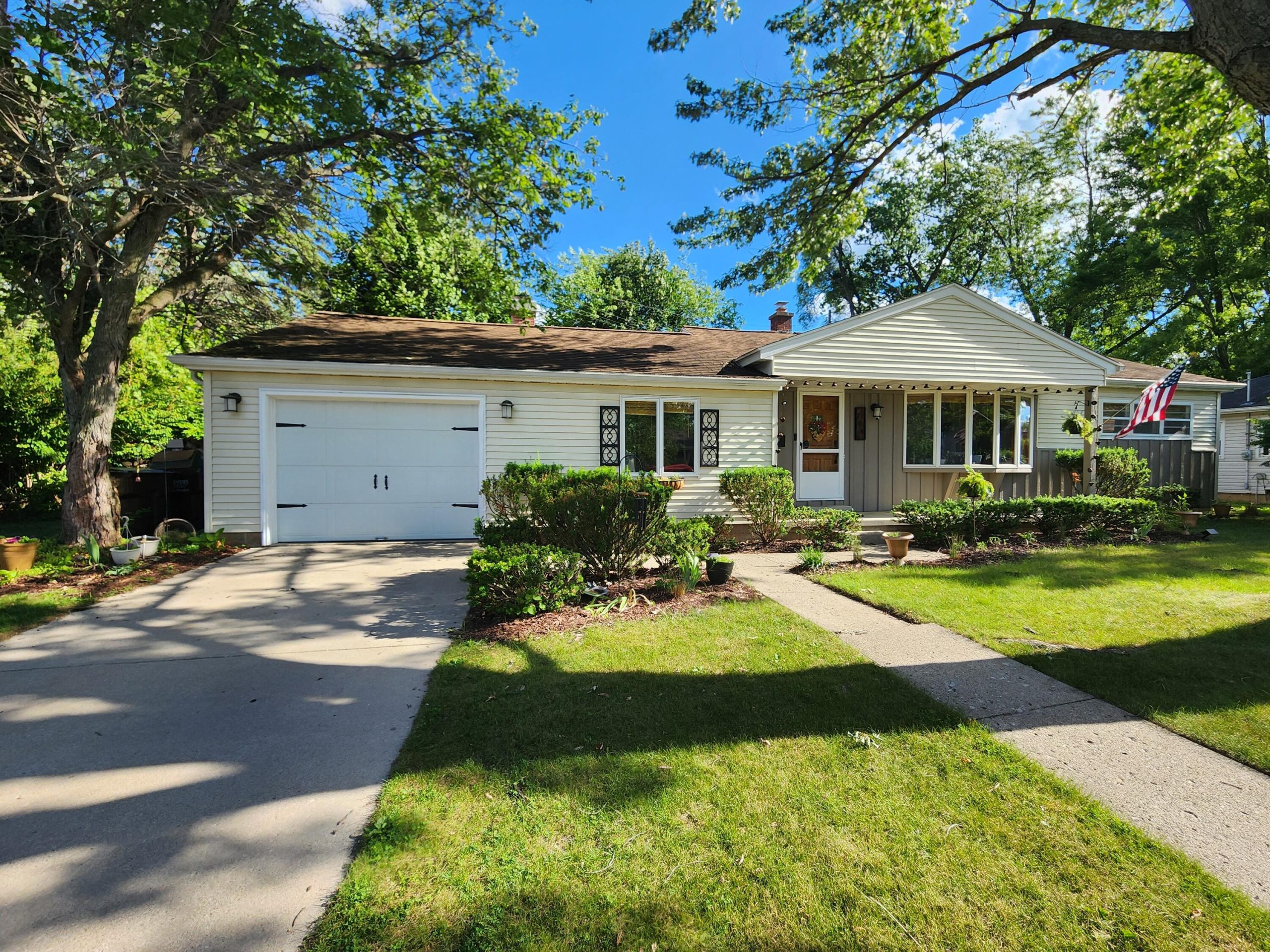 704 Center Drive