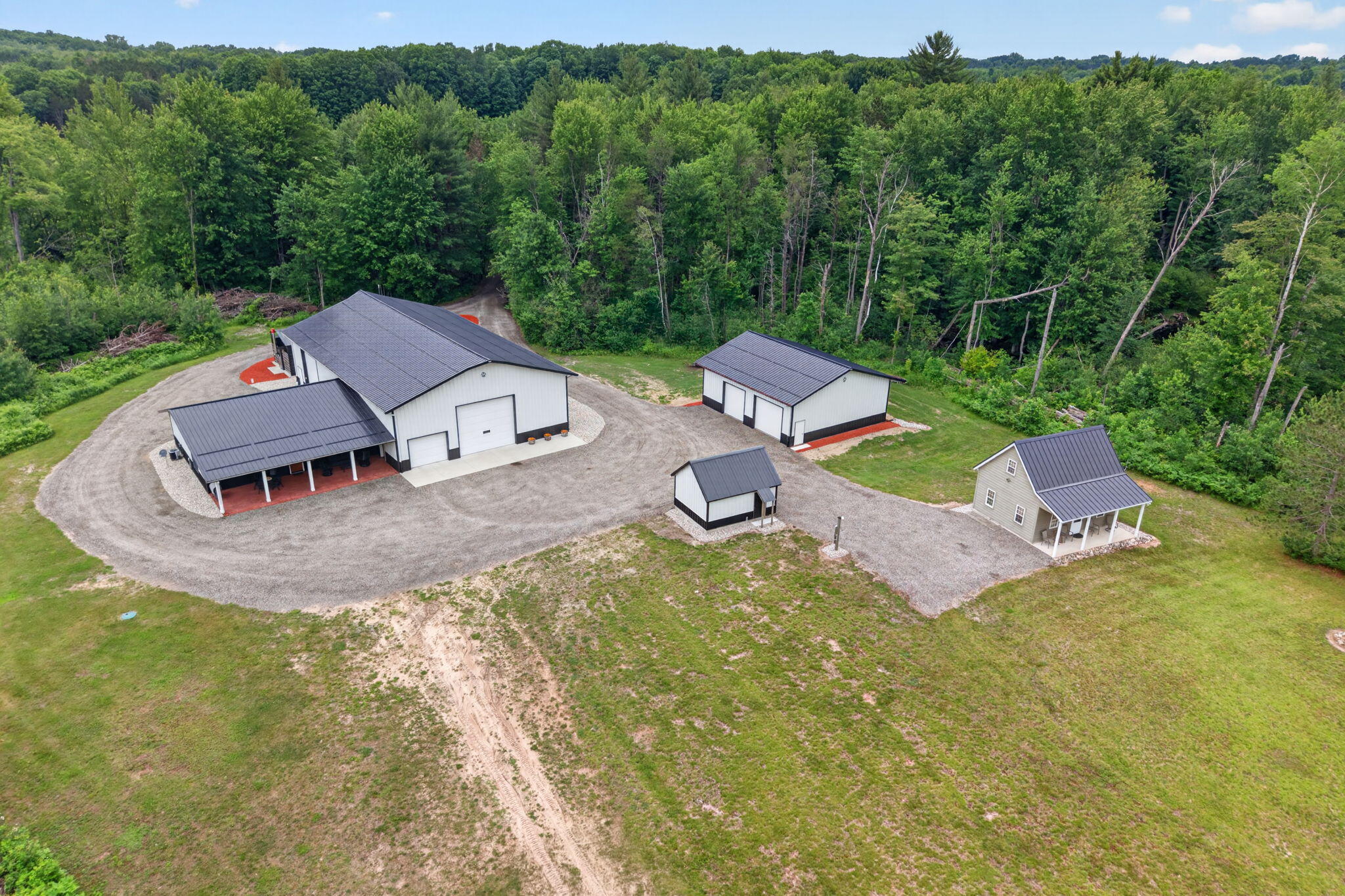5962 11 Mile Road