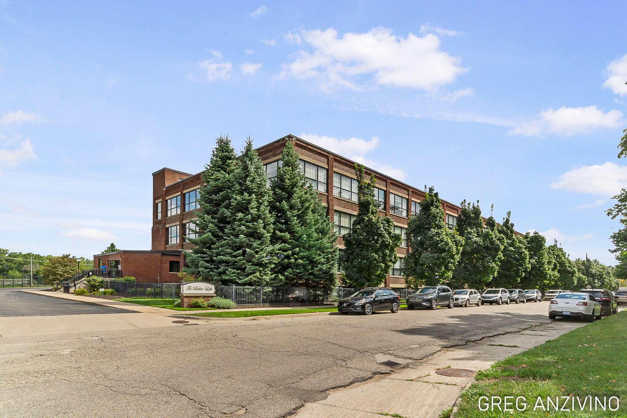533 Columbia Avenue Building: 1 Unit: 113