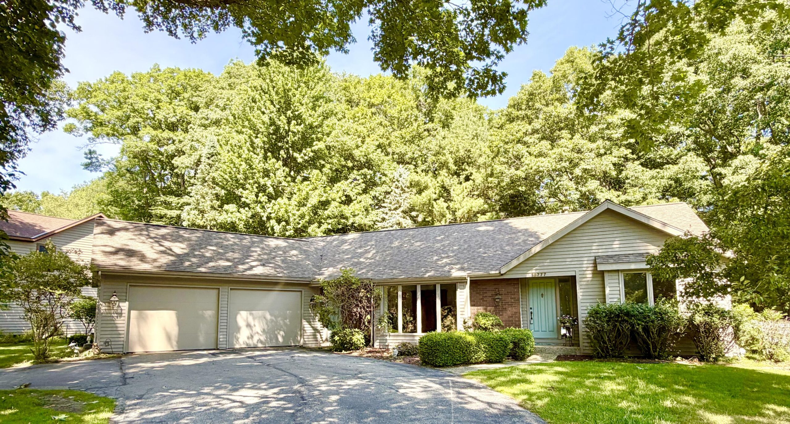 18777 Iroquois Drive