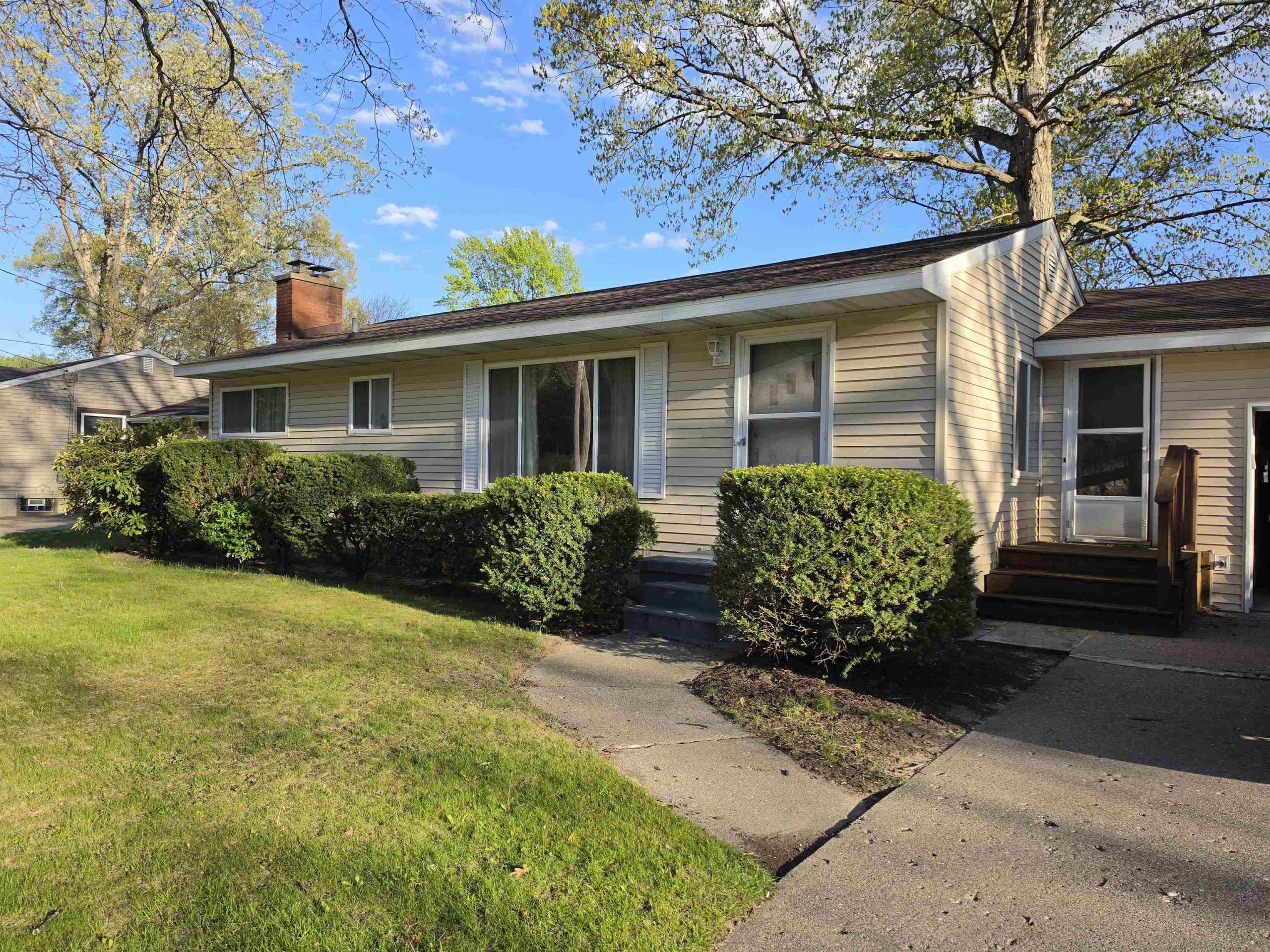274 Alfred ST