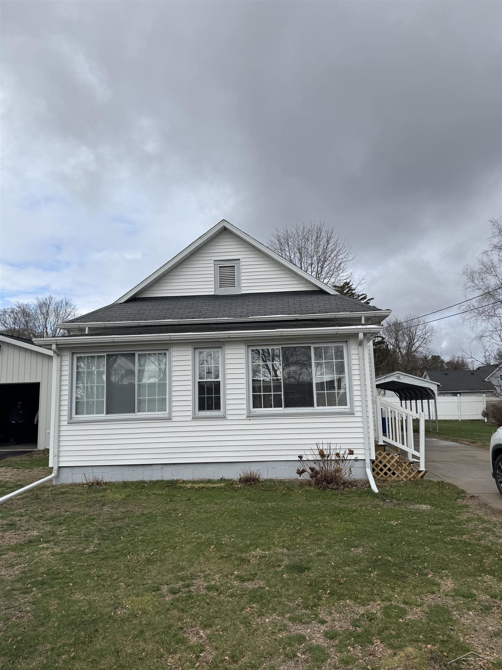 624 Baltic RD