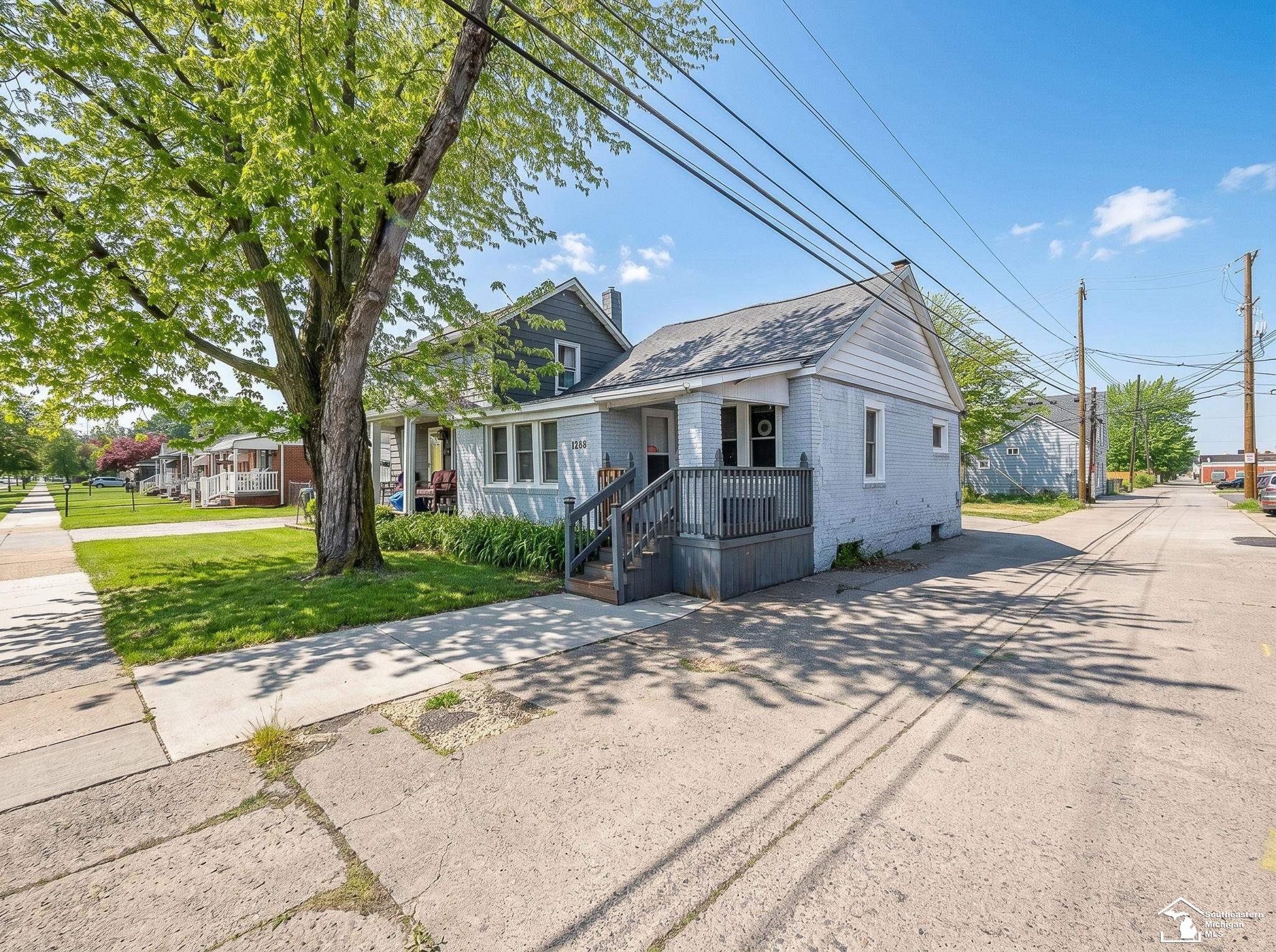 1288 Stewart AVE