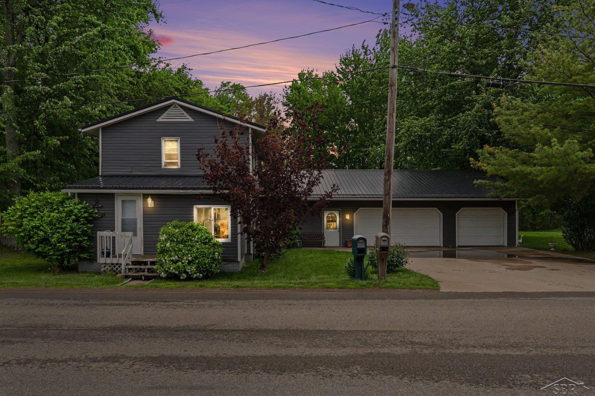 536 Warren RD