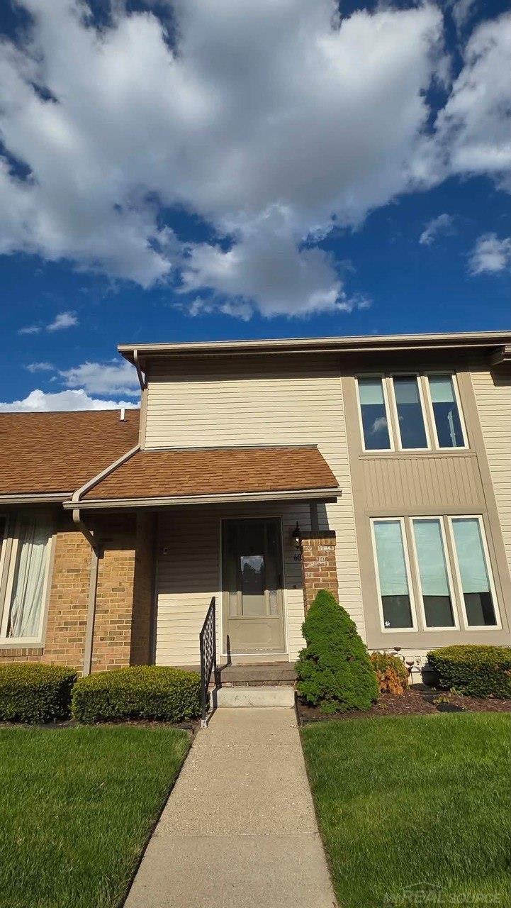 60 Willow Way DR