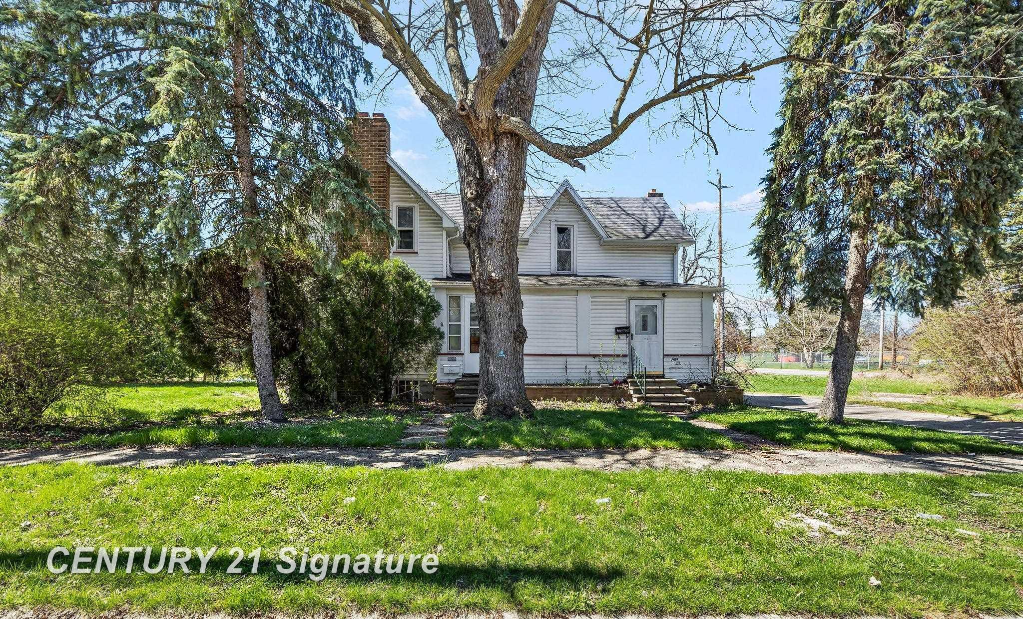 1911 Lincoln AVE