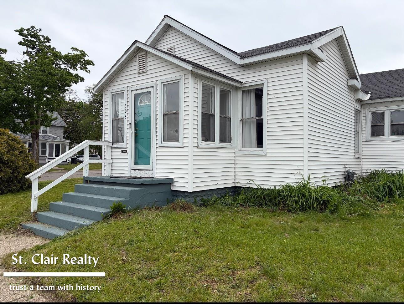 506 W Muskegon AVE