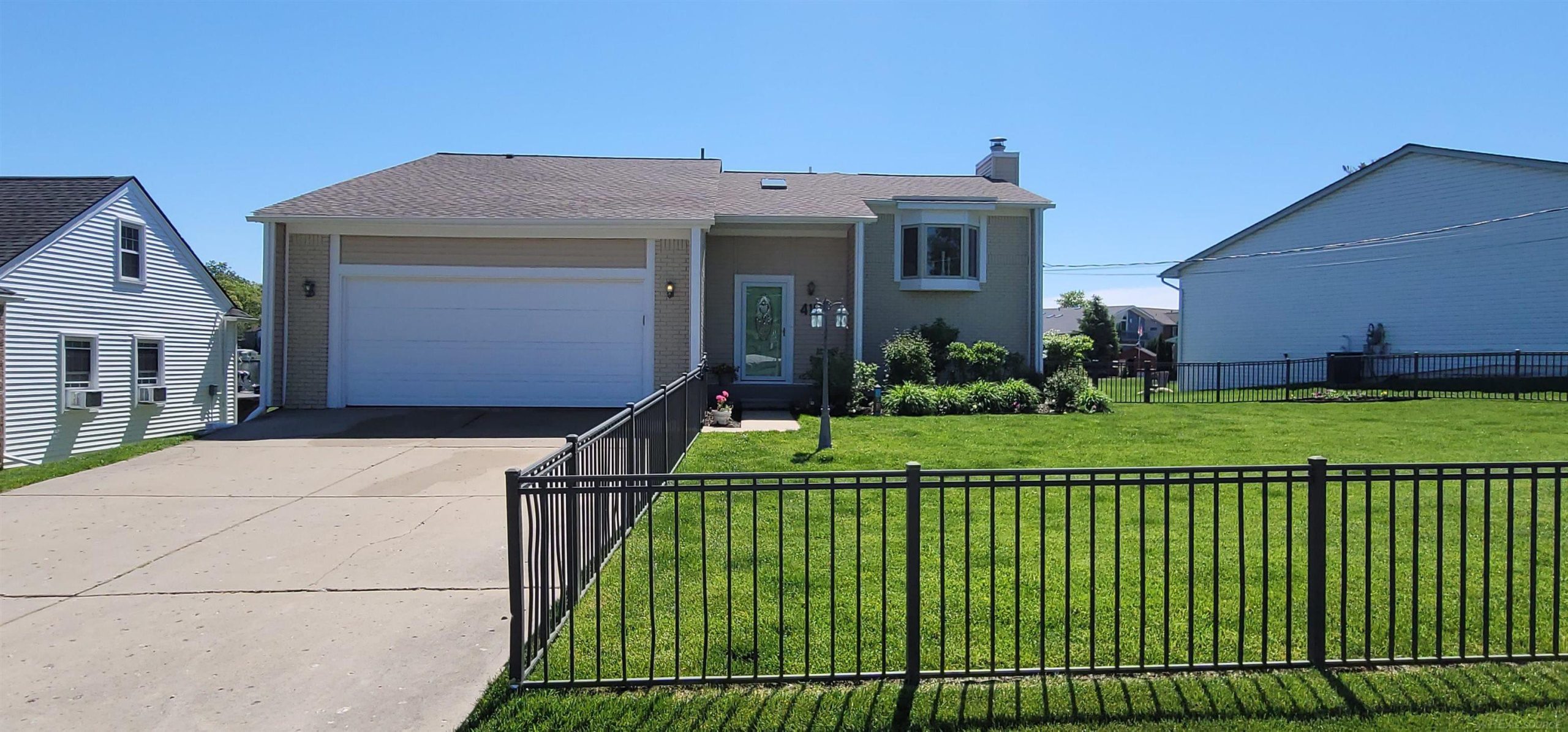 415 Coledale DR