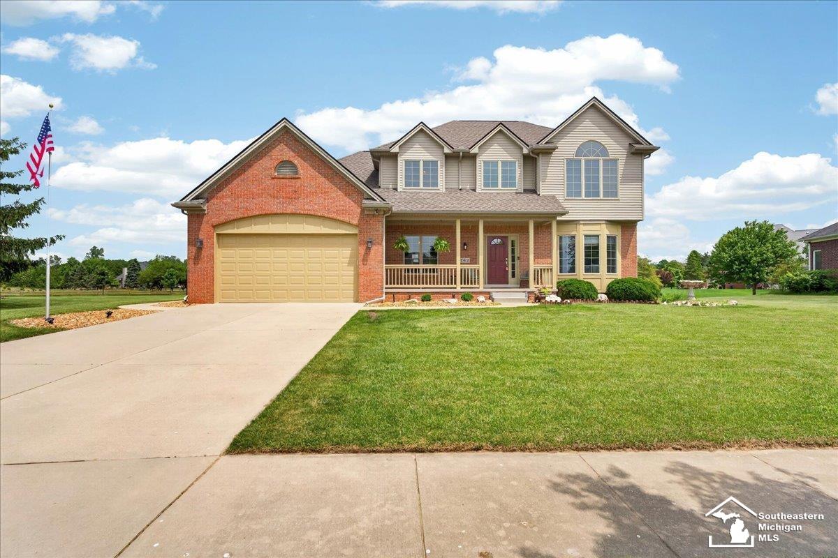 762 Valmont DR