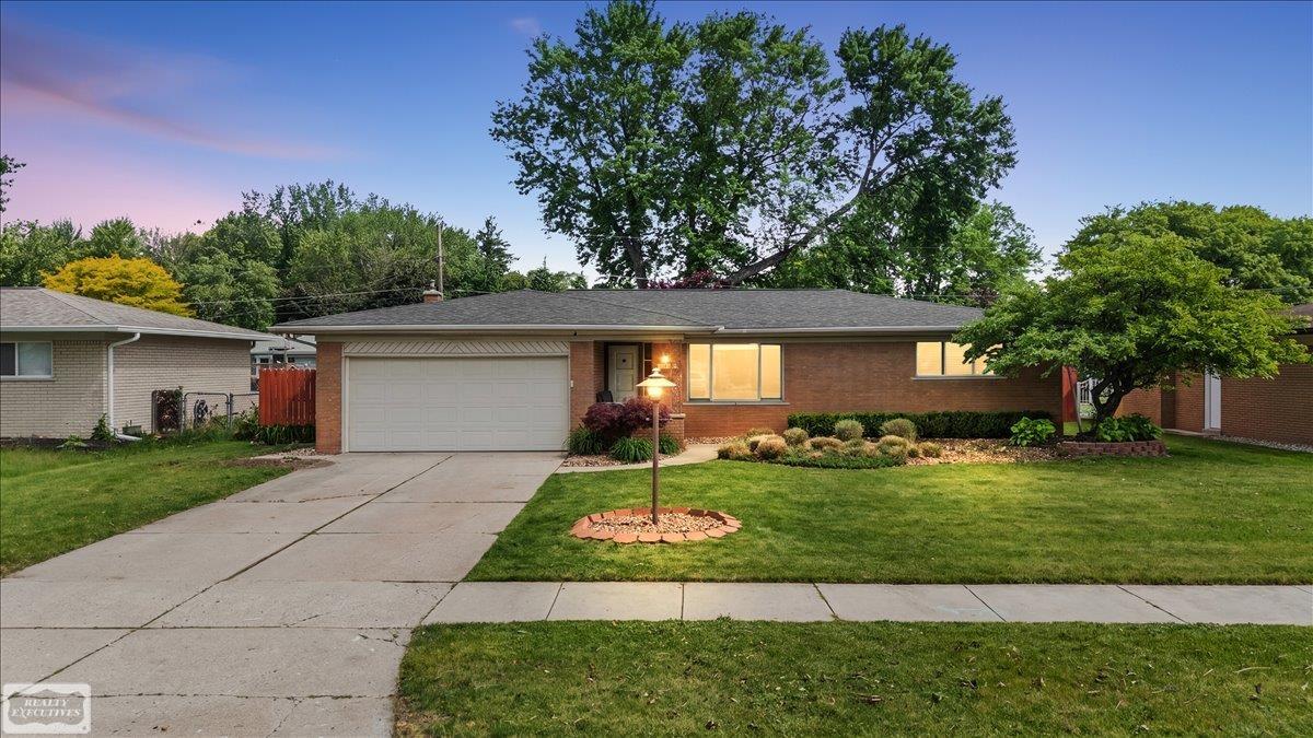 11489 Anna Lisa ST