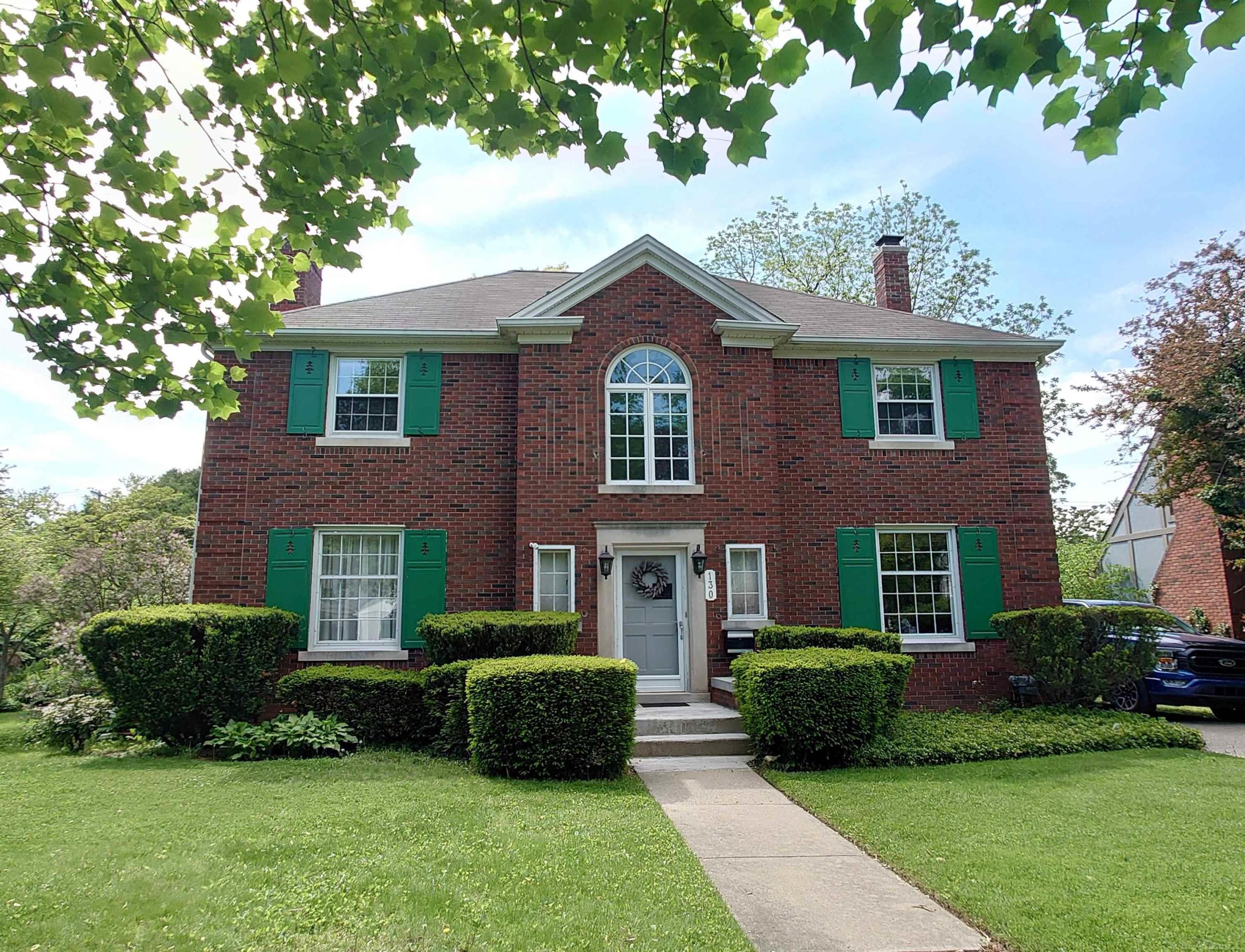 130 S Wilson BLVD