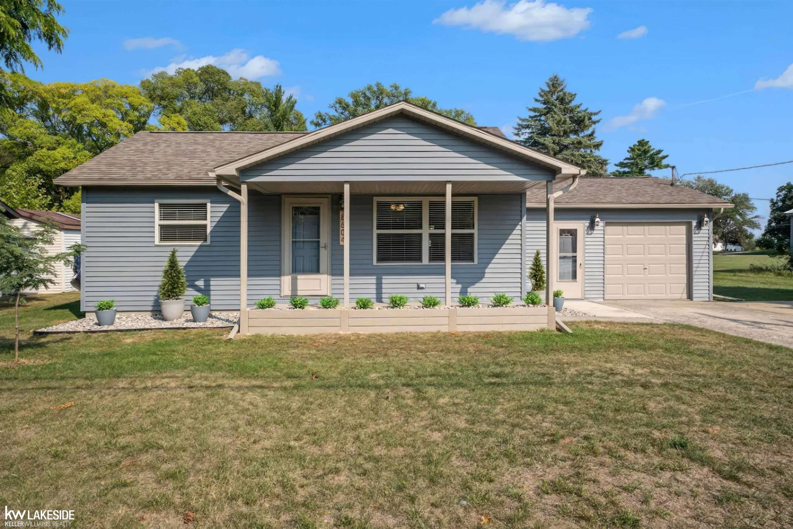 8604 Larned RD