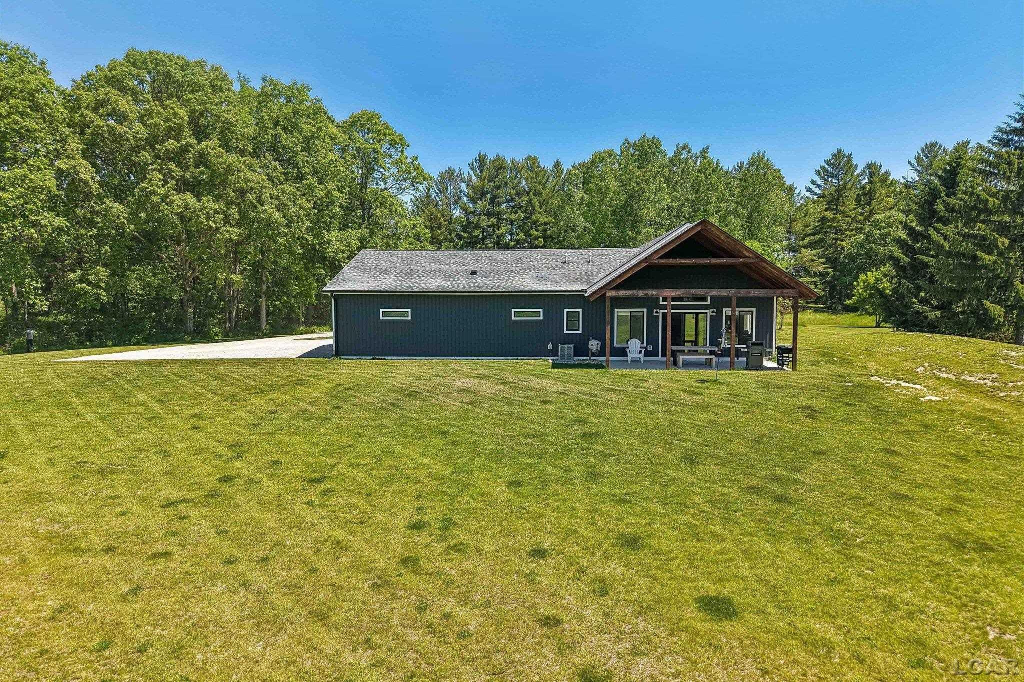 20785 Hogan RD