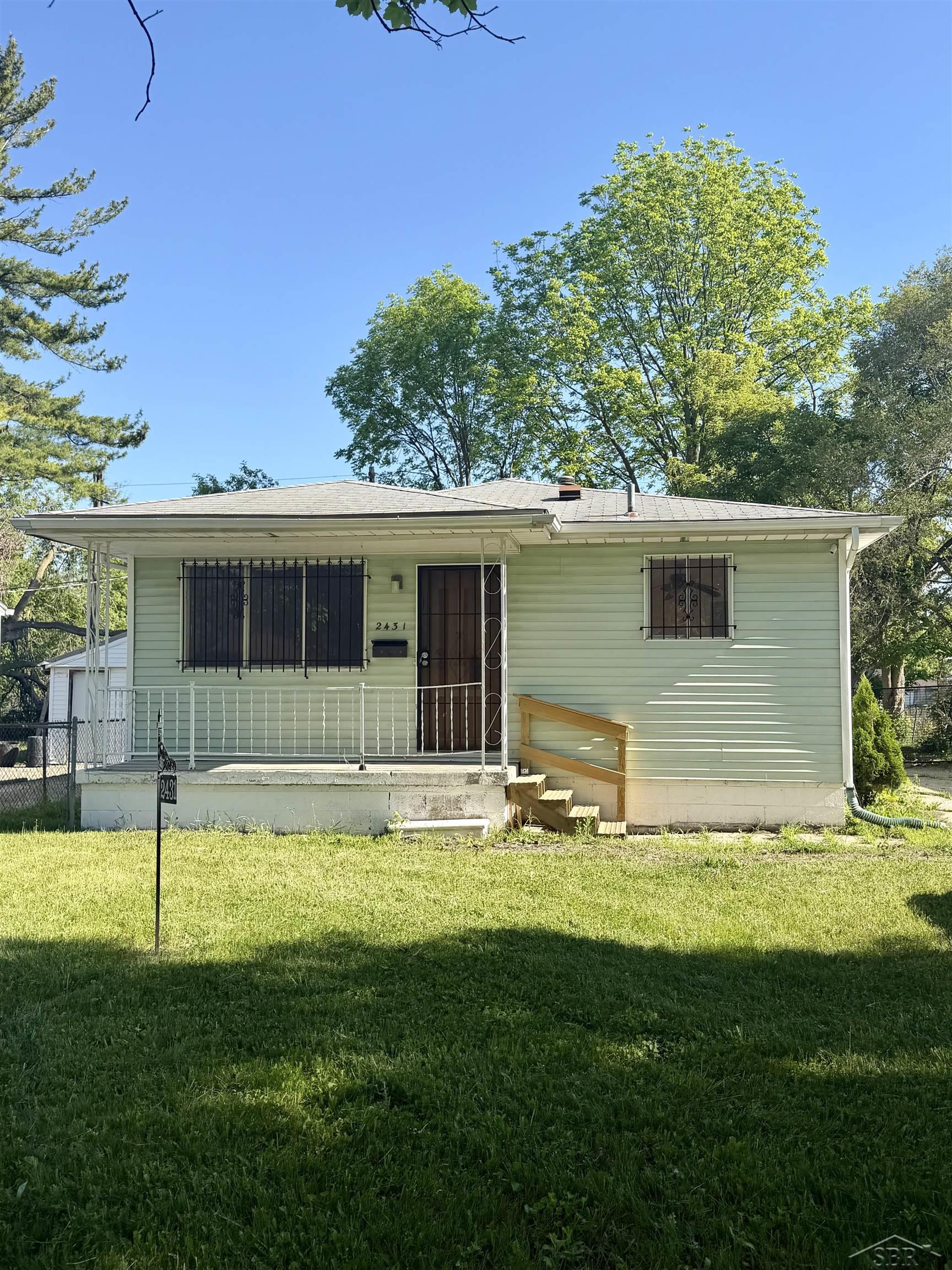 2431 Ledyard